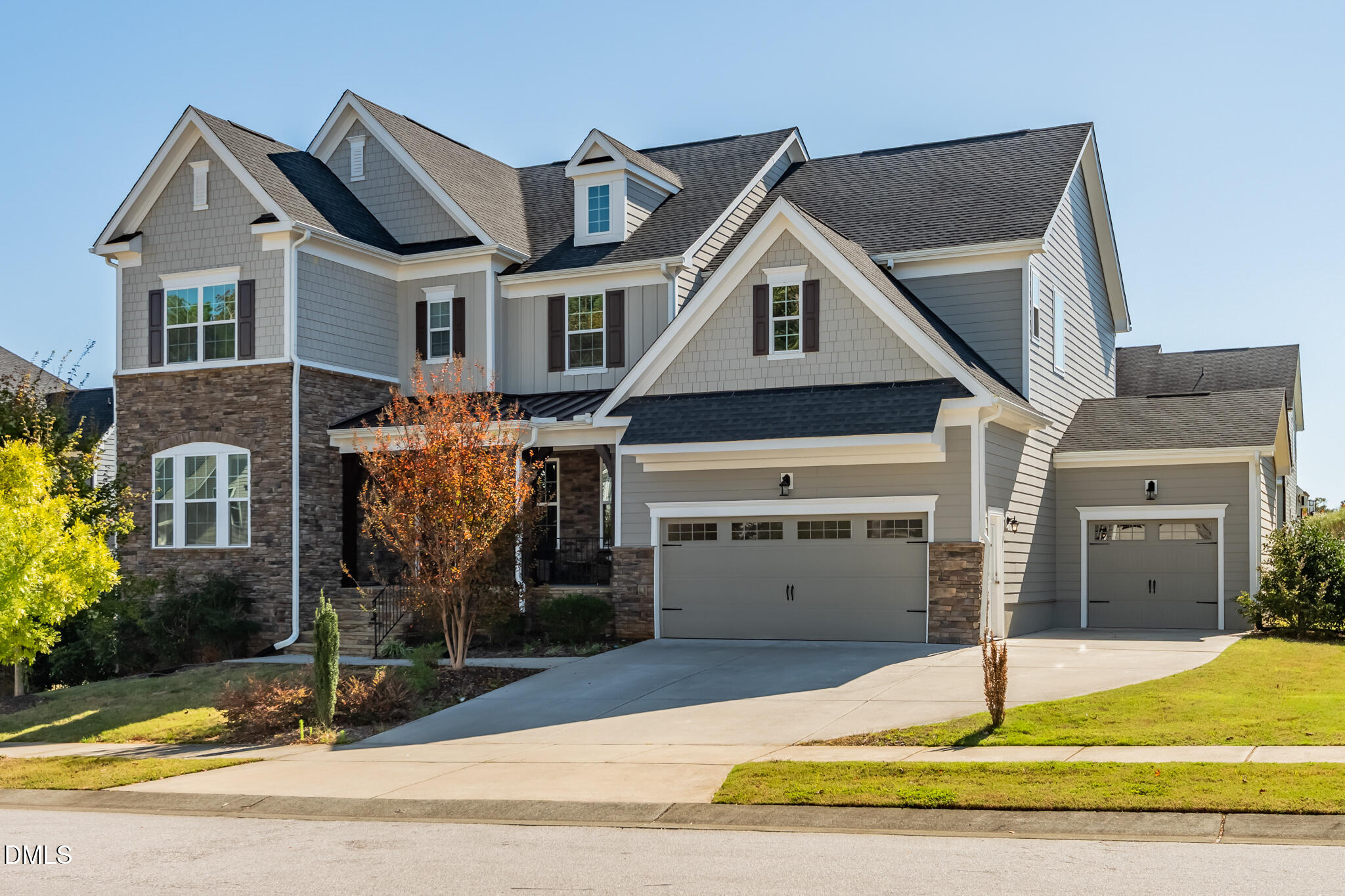 3432 Mountain Hill Drive