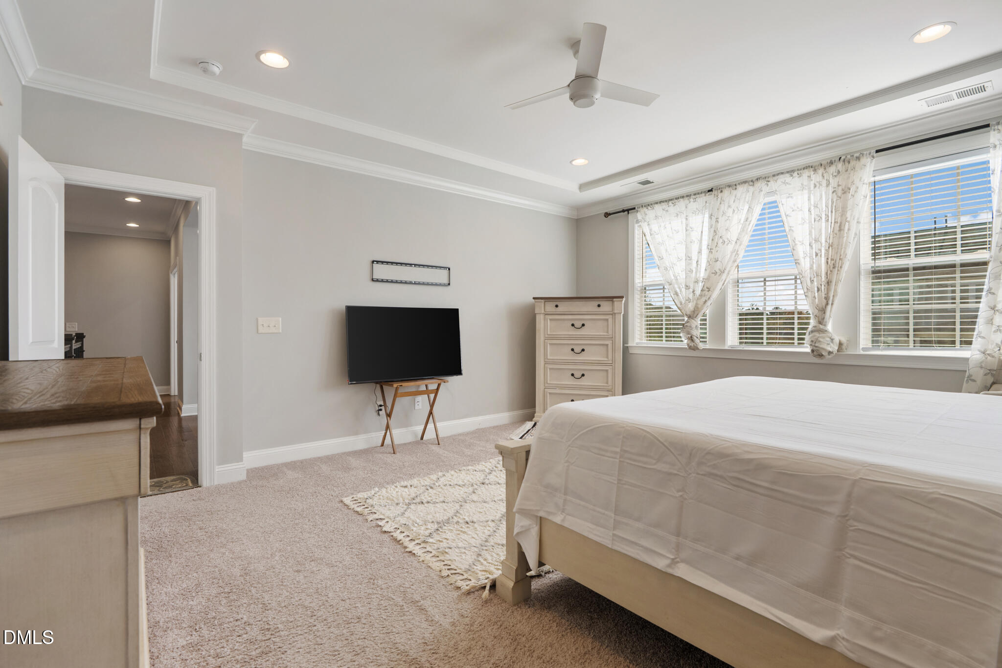 3432 Mountain Hill Drive