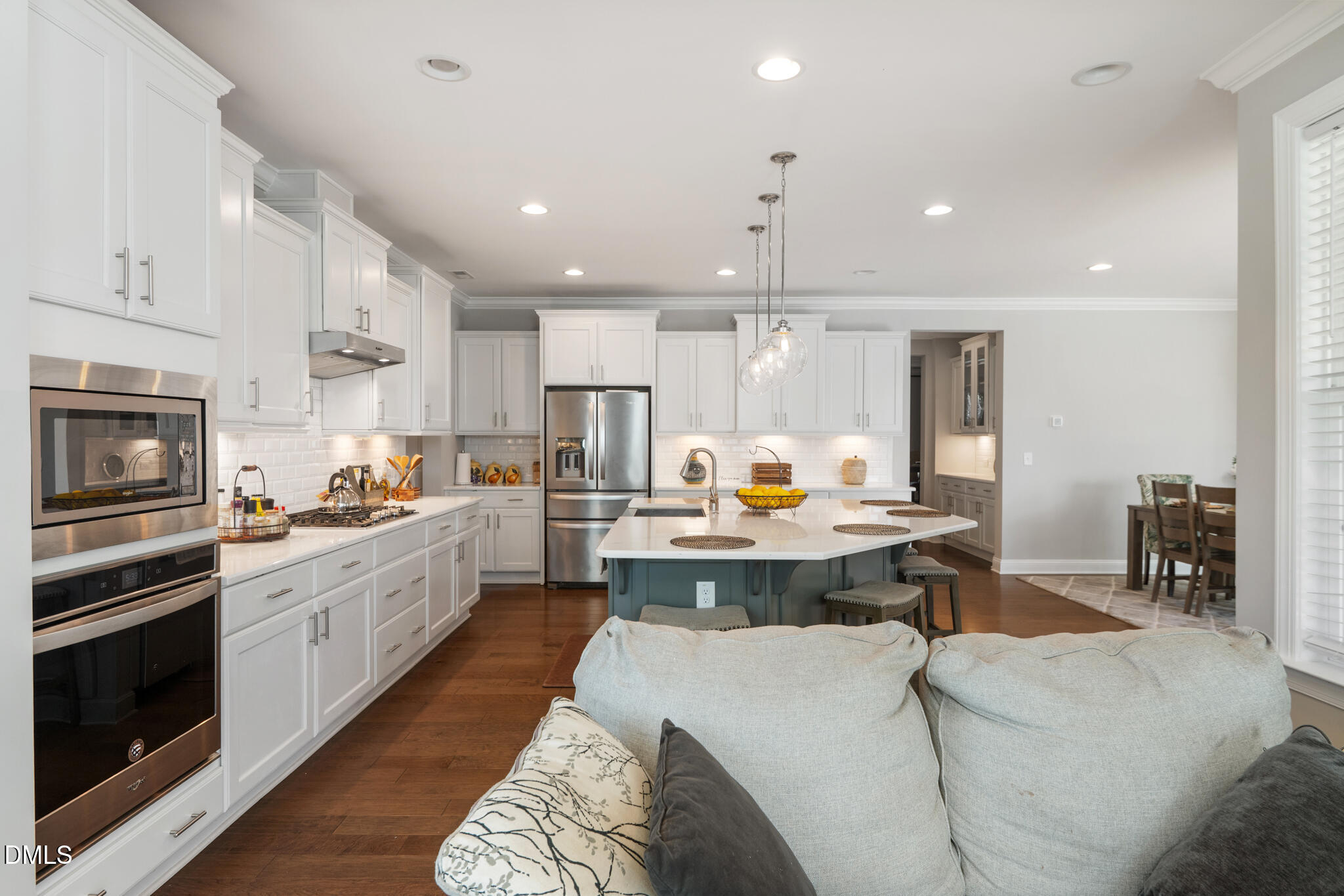 3432 Mountain Hill Drive