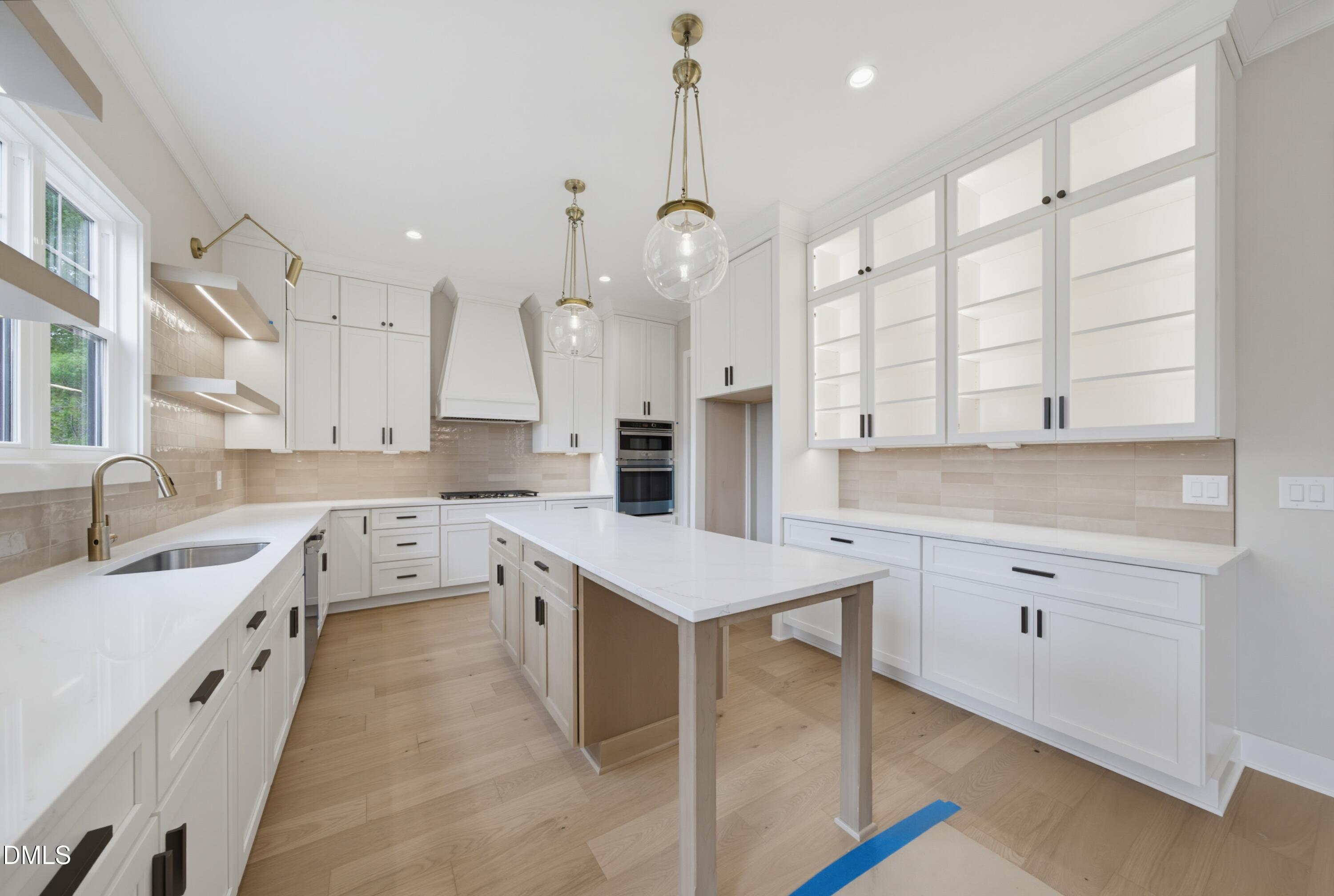 1123 Dovefield Lane