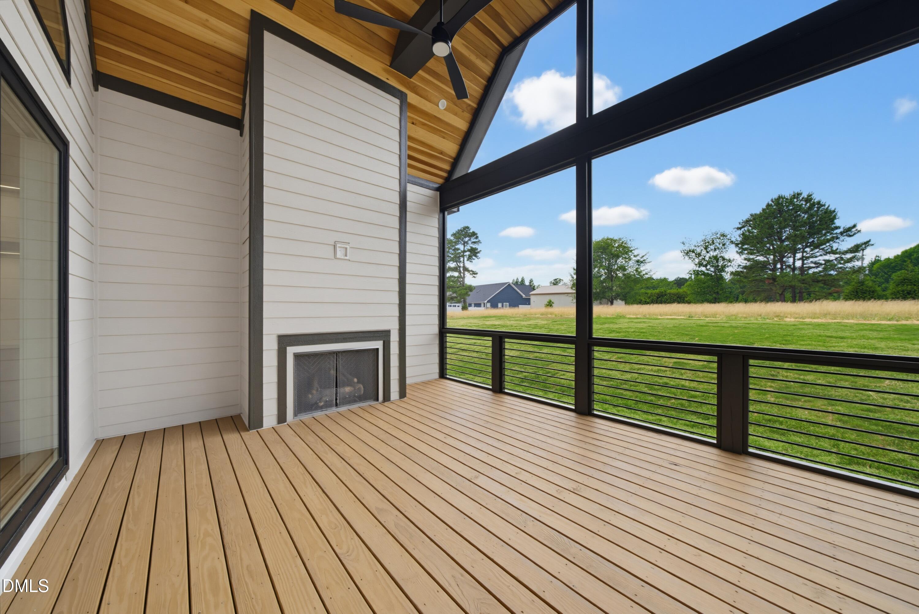 1123 Dovefield Lane