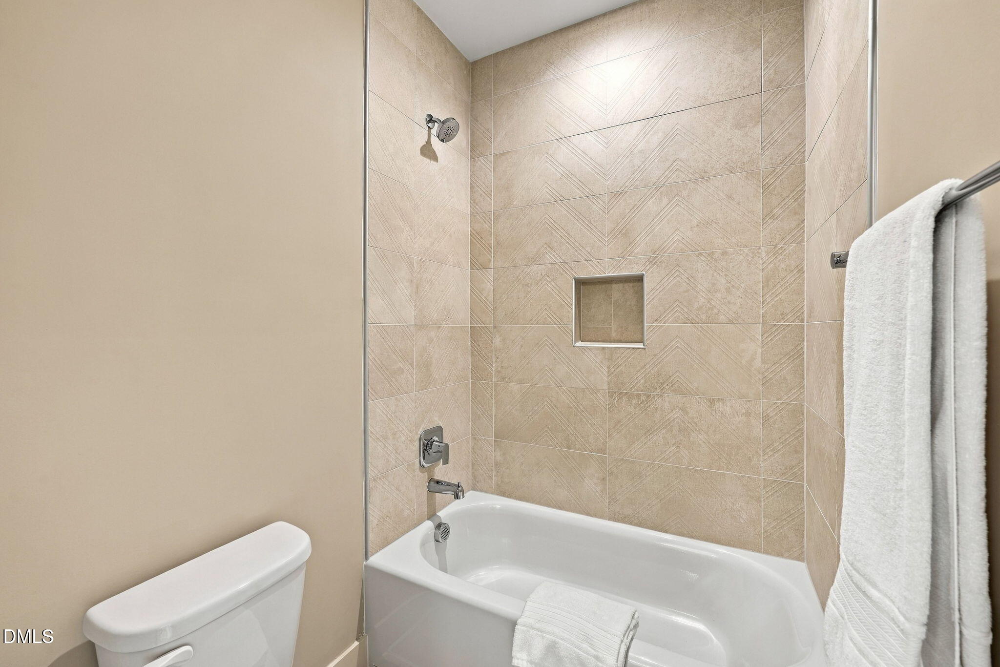 1123 Dovefield Lane