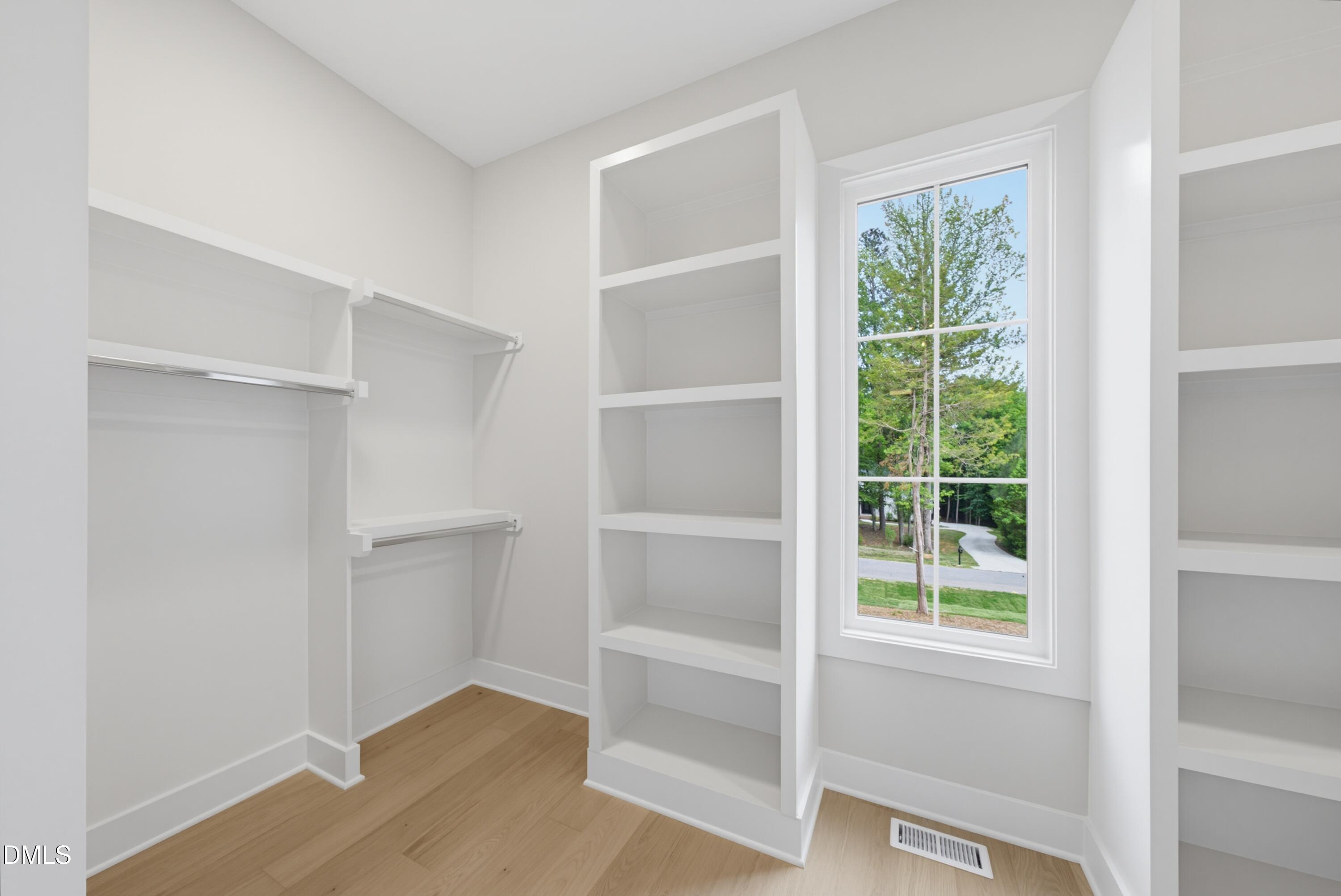 1123 Dovefield Lane