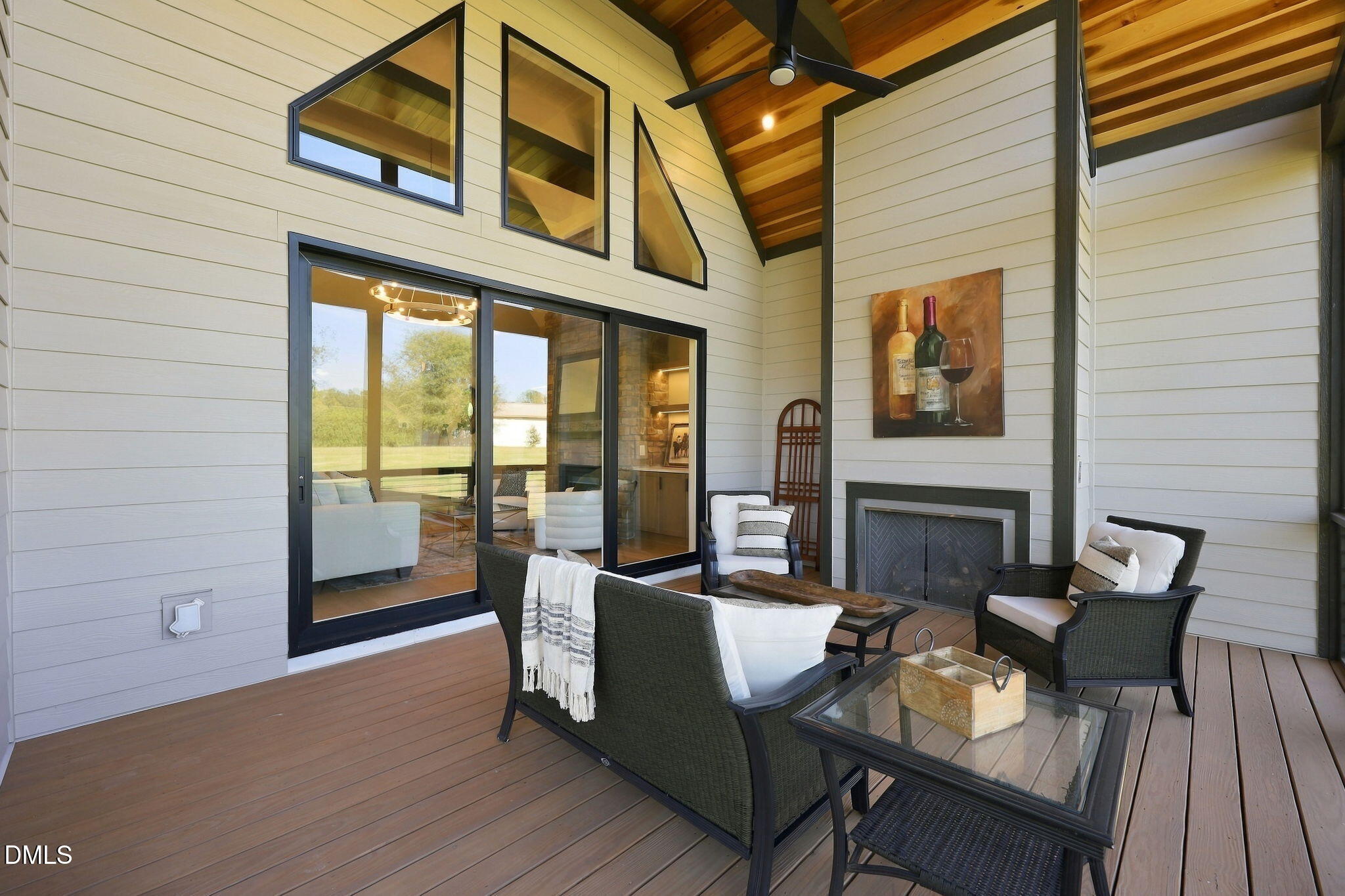 1123 Dovefield Lane
