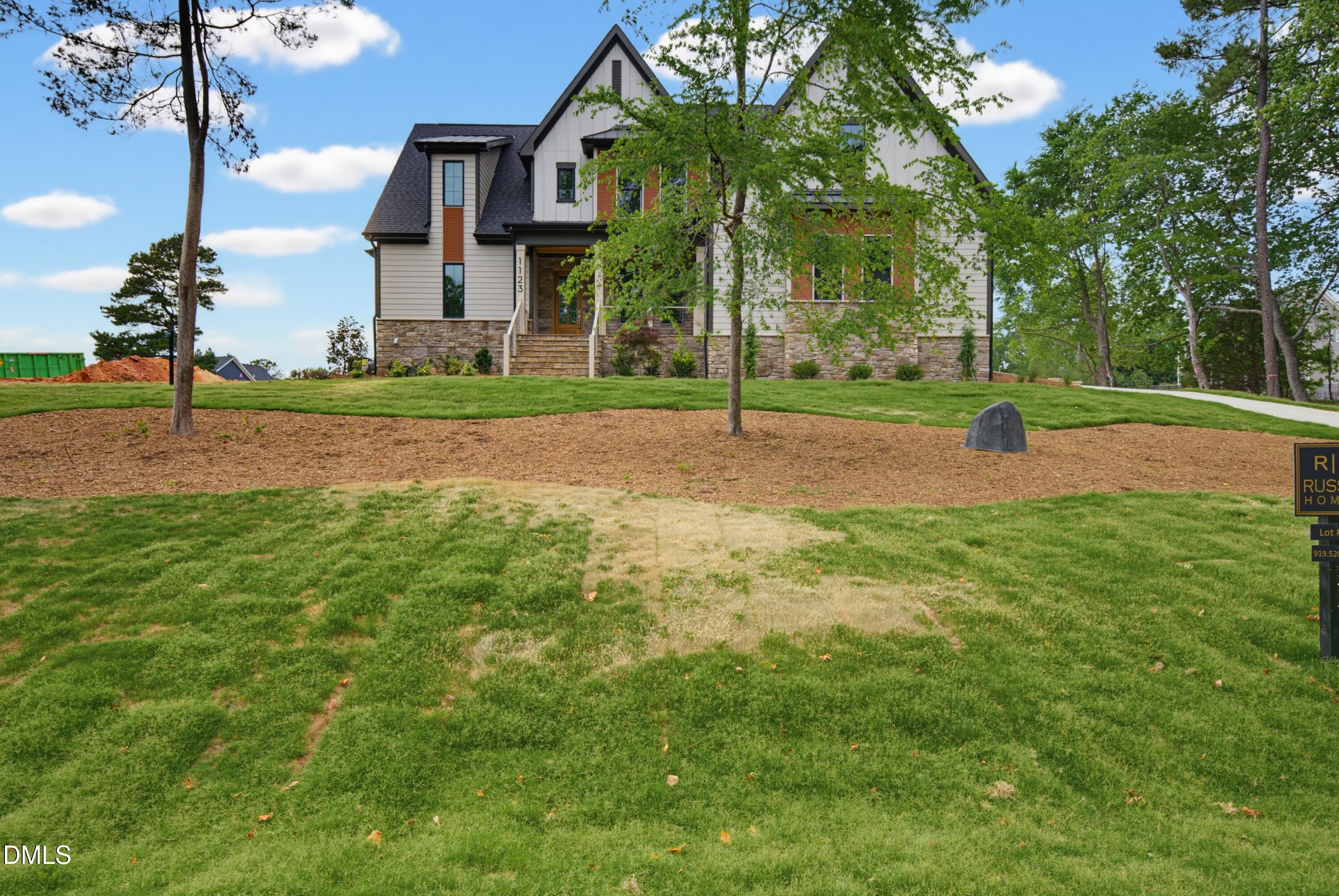 1123 Dovefield Lane