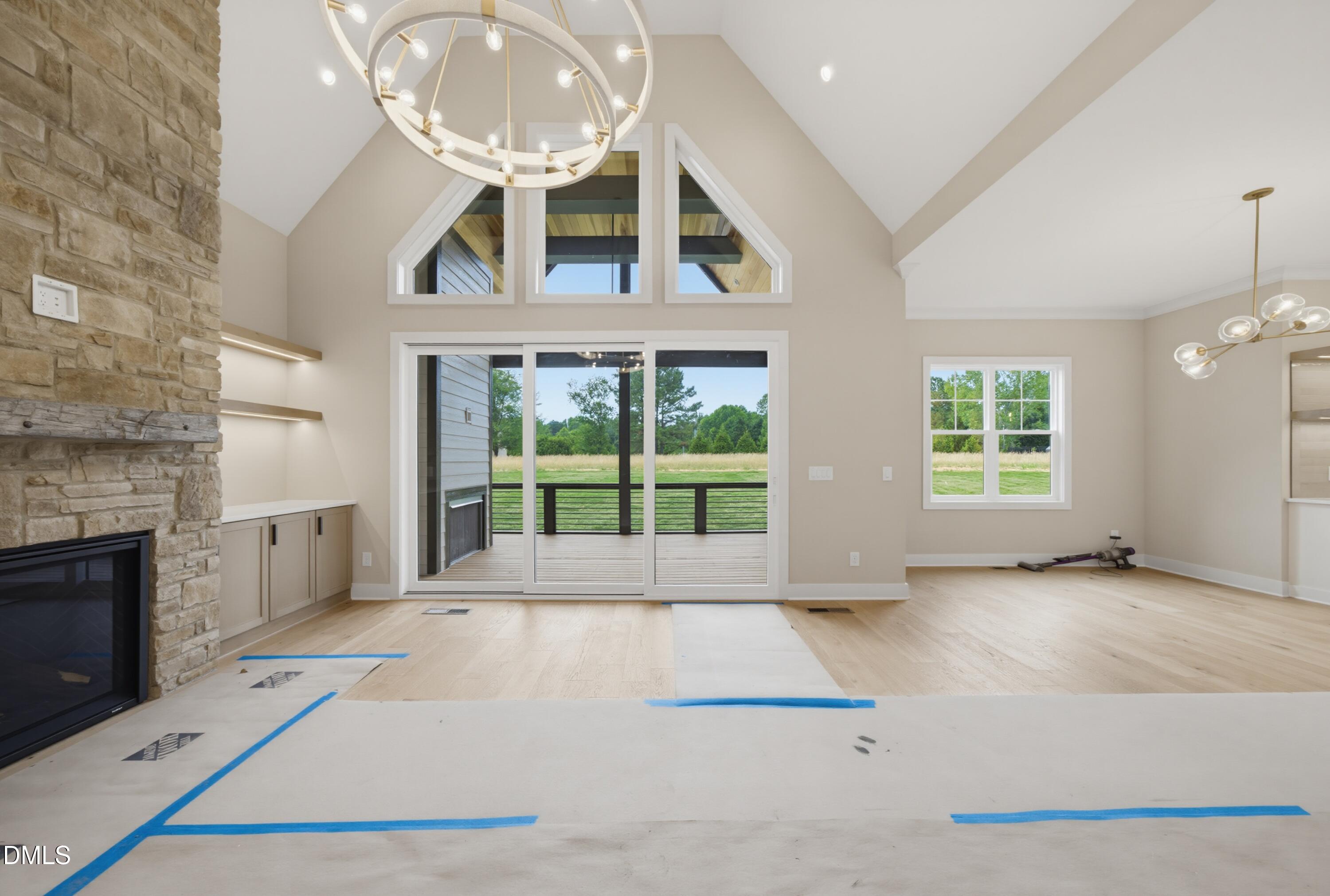 1123 Dovefield Lane