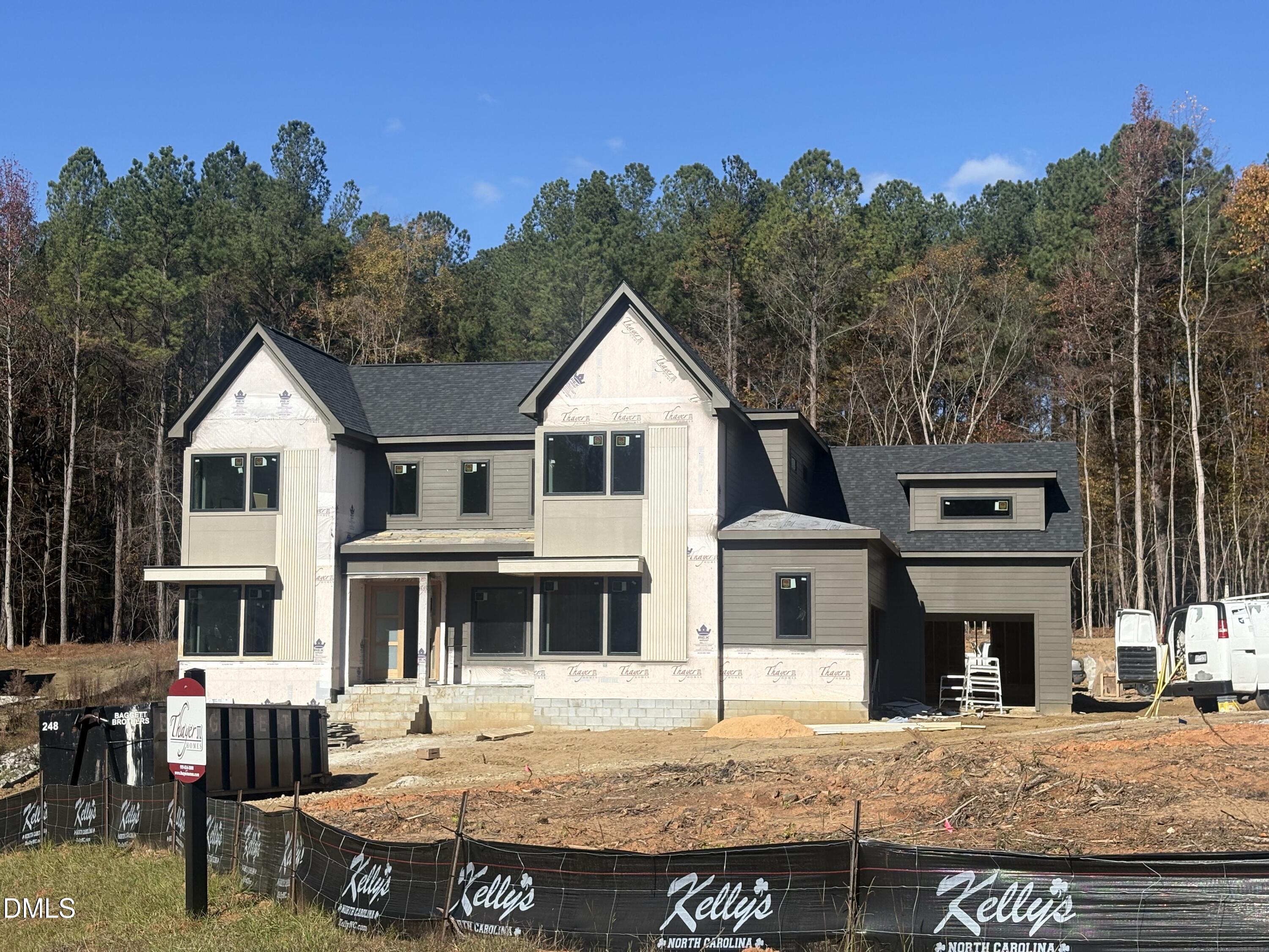 1109 Delilia Lane
