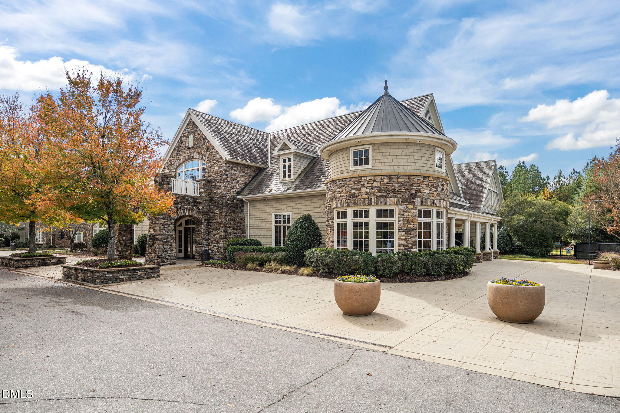 1733 Hasentree Villa Lane