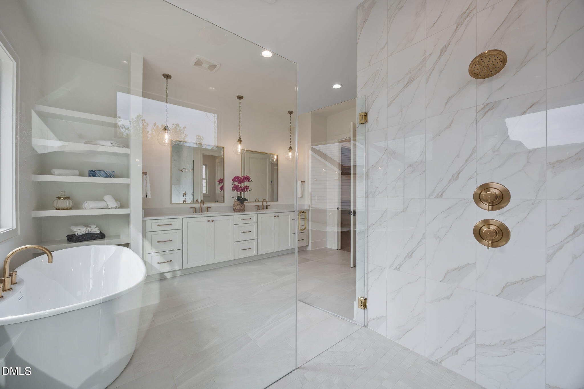 15 Chestnut Oak Drive