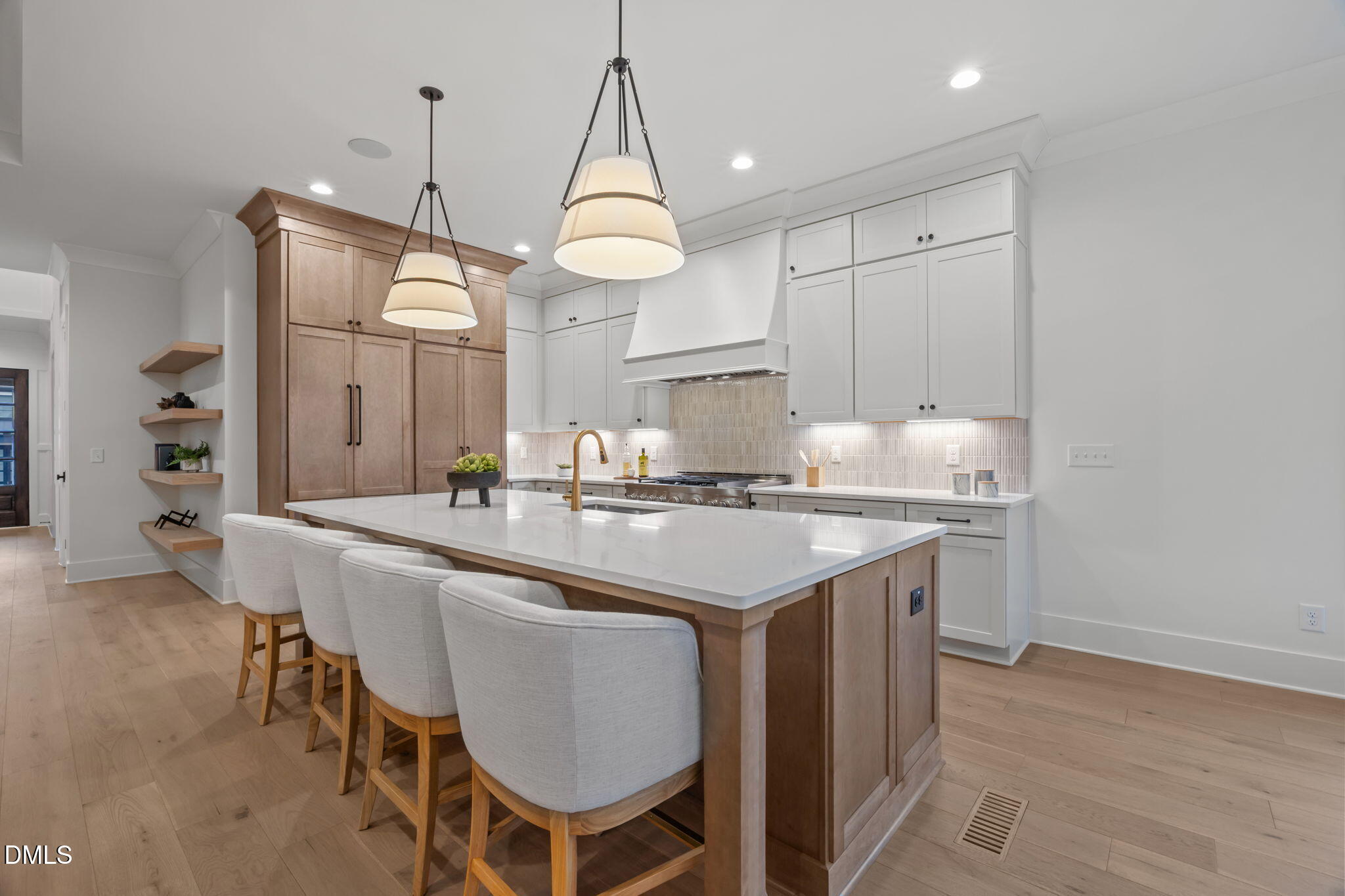 15 Chestnut Oak Drive