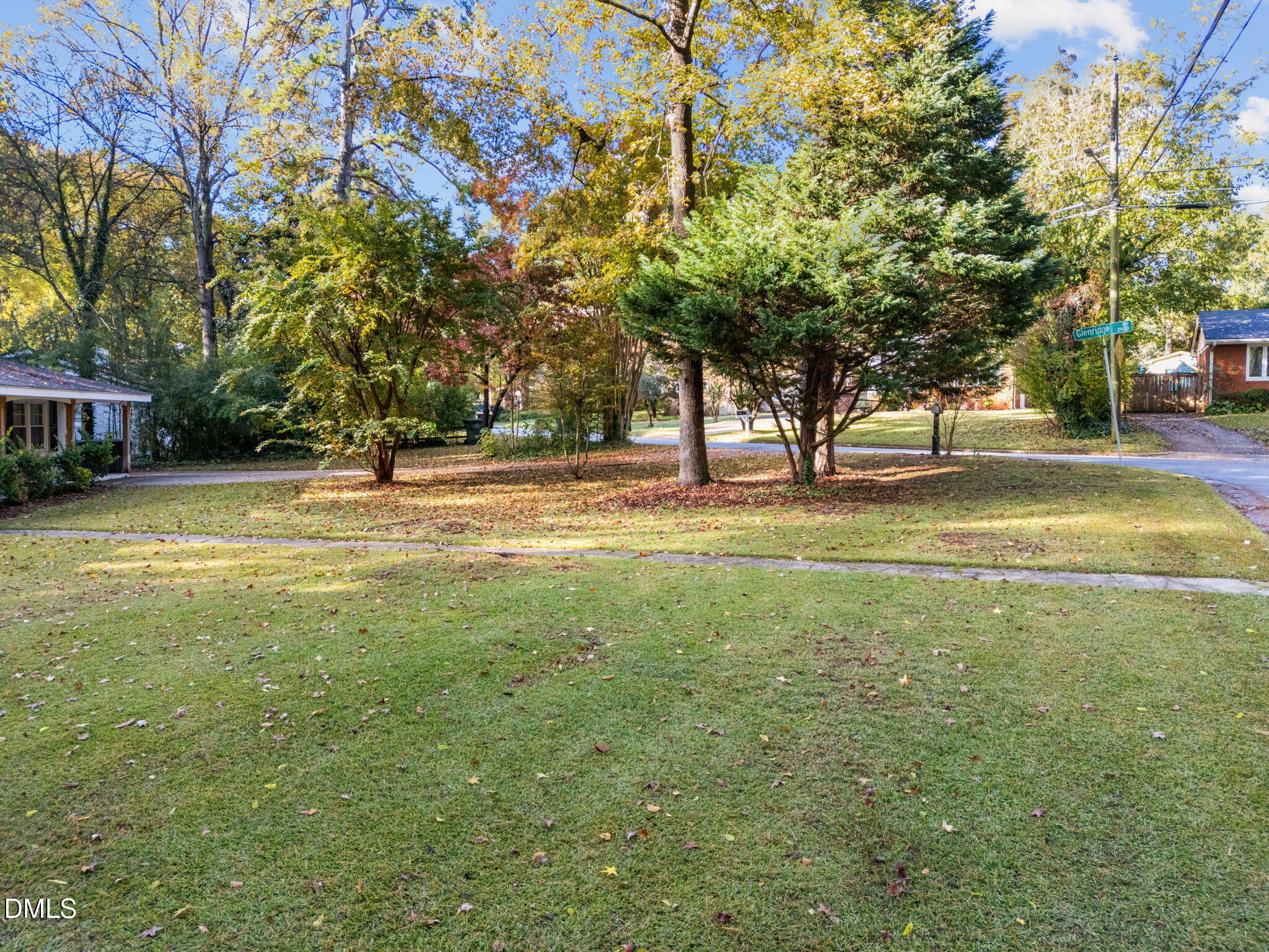 2950 Glenridge Drive