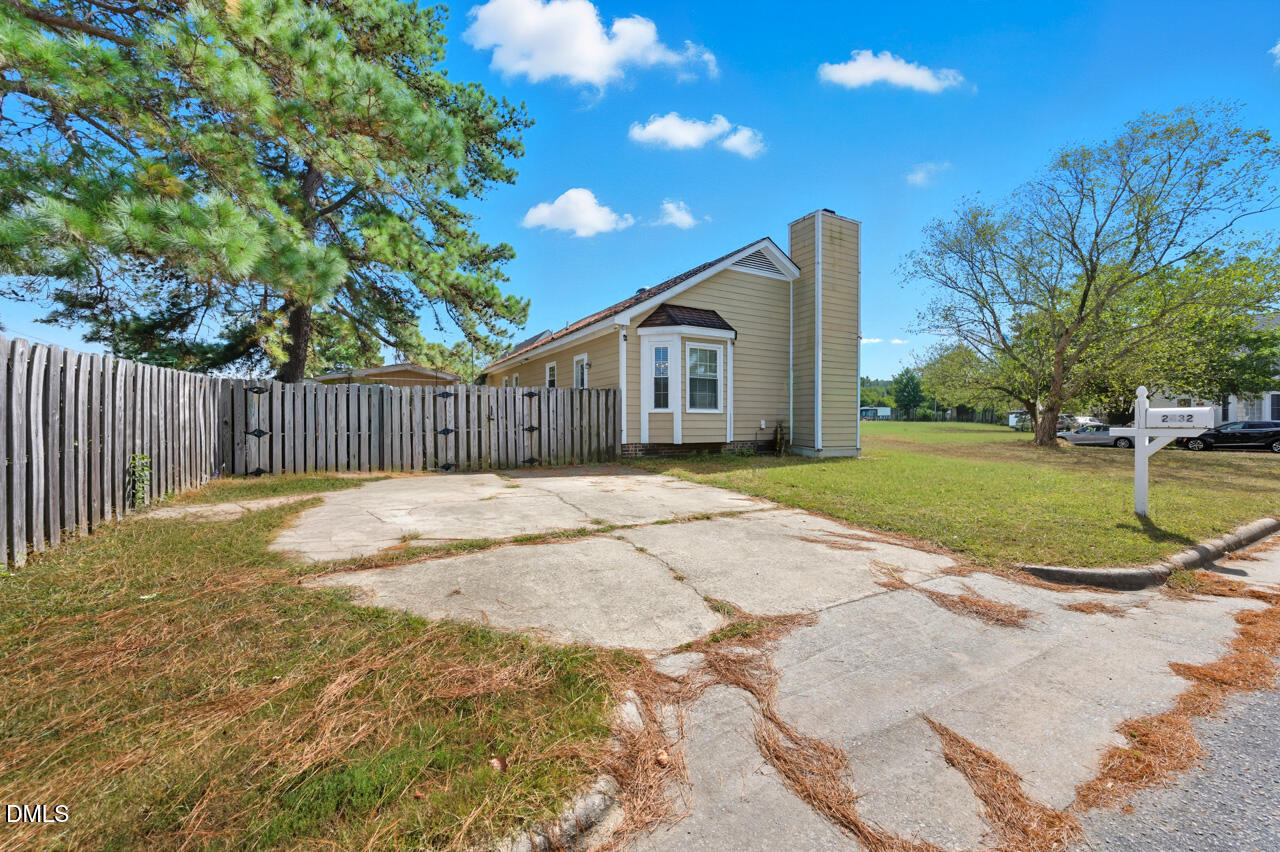 2432 Sexton Road