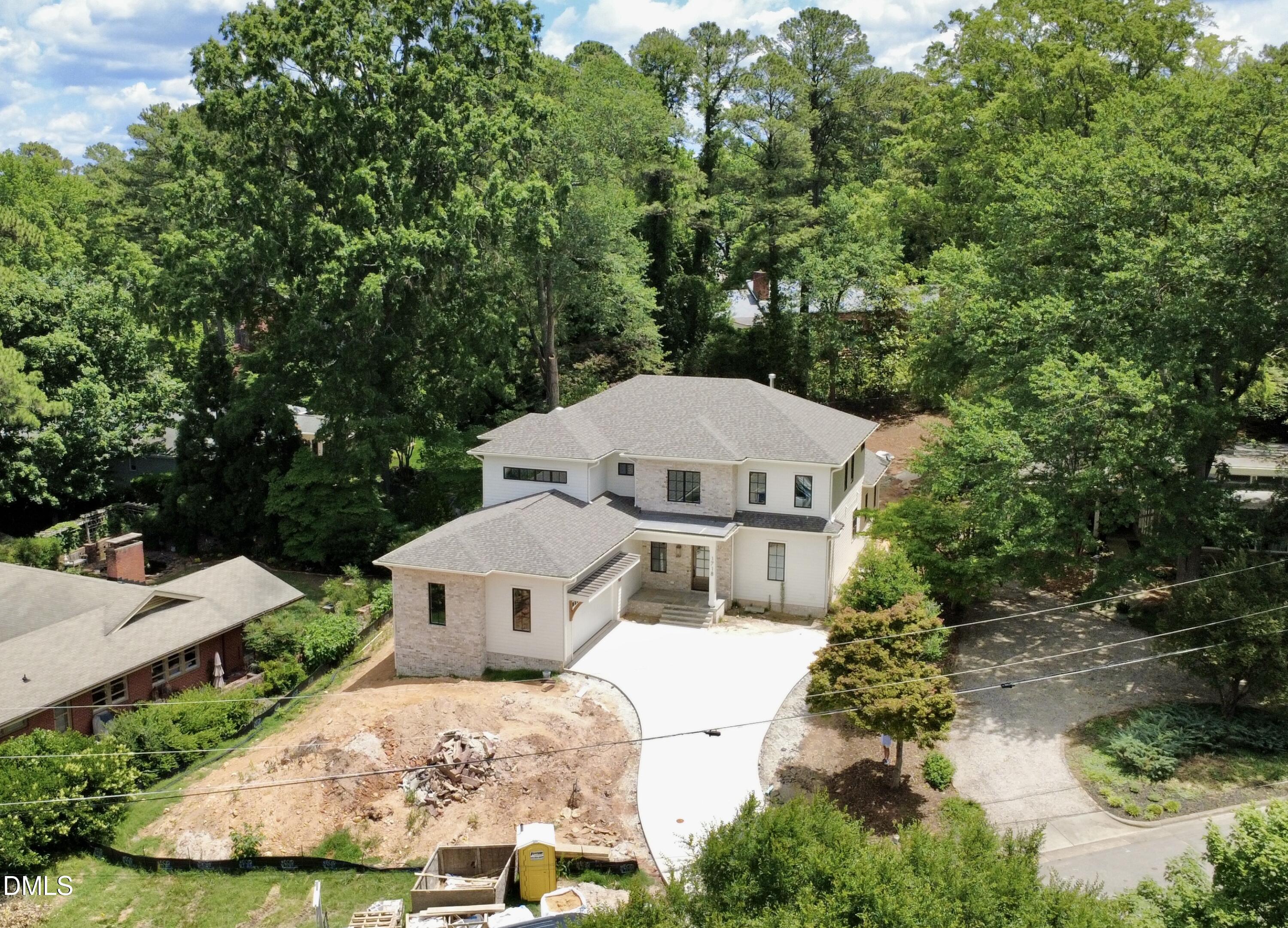 1718 Piccadilly Lane