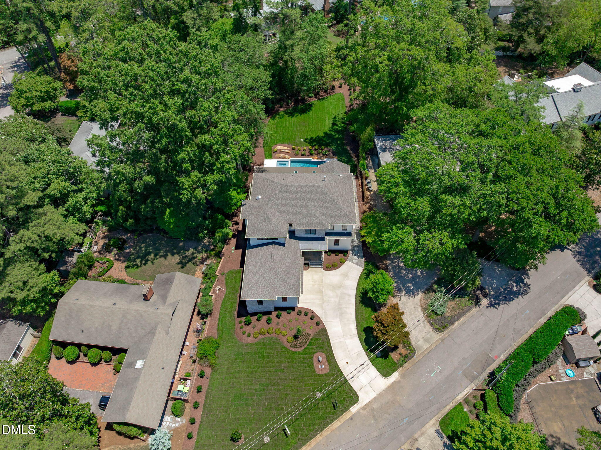 1718 Piccadilly Lane