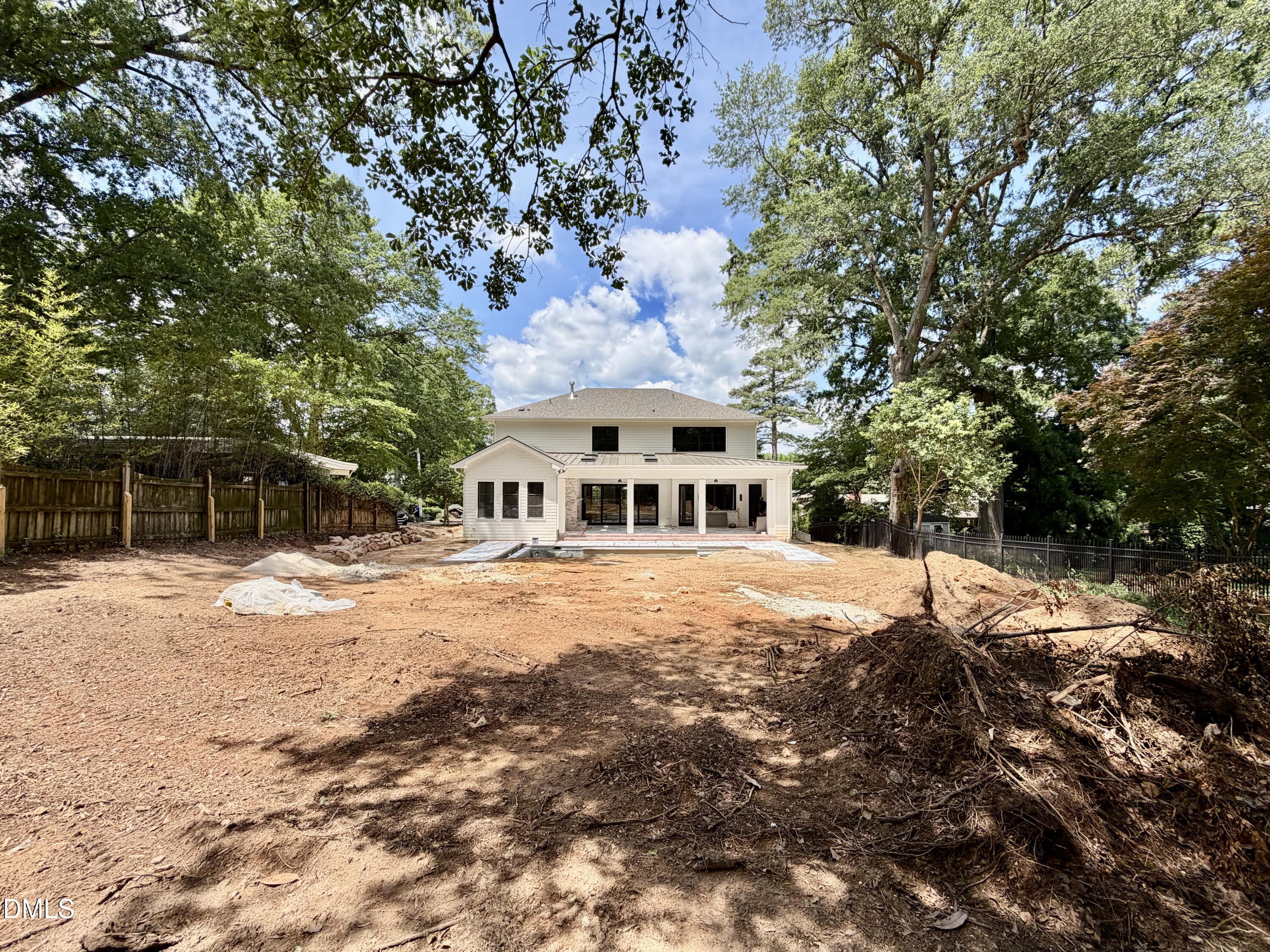 1718 Piccadilly Lane