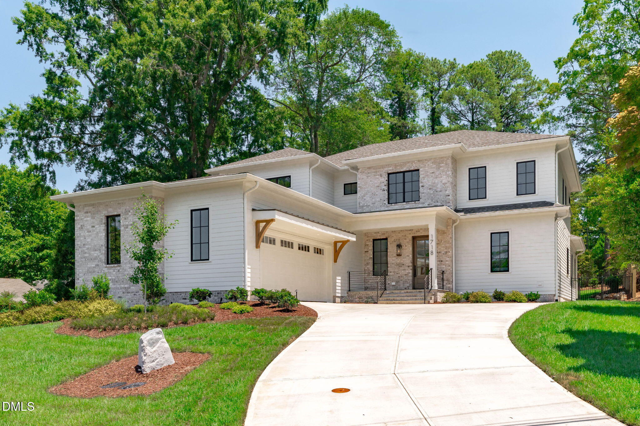 1718 Piccadilly Lane