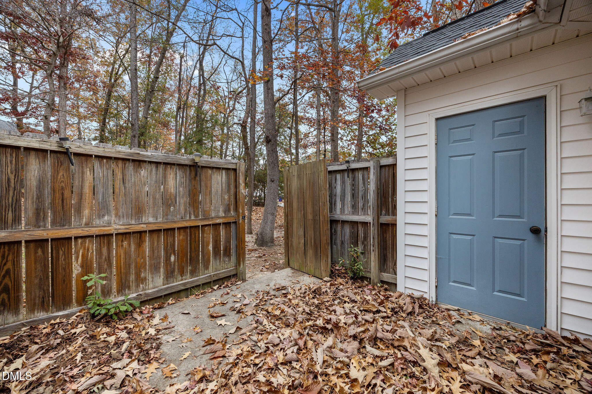2916 Flintridge Drive