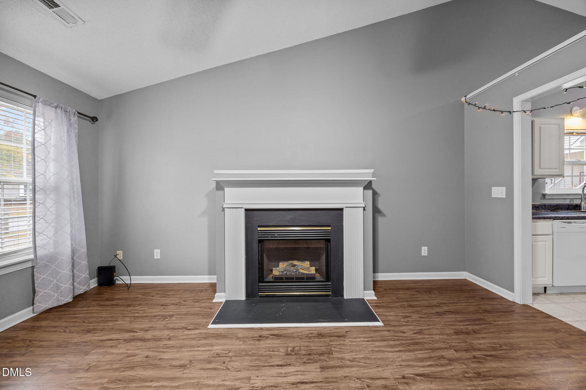2916 Flintridge Drive