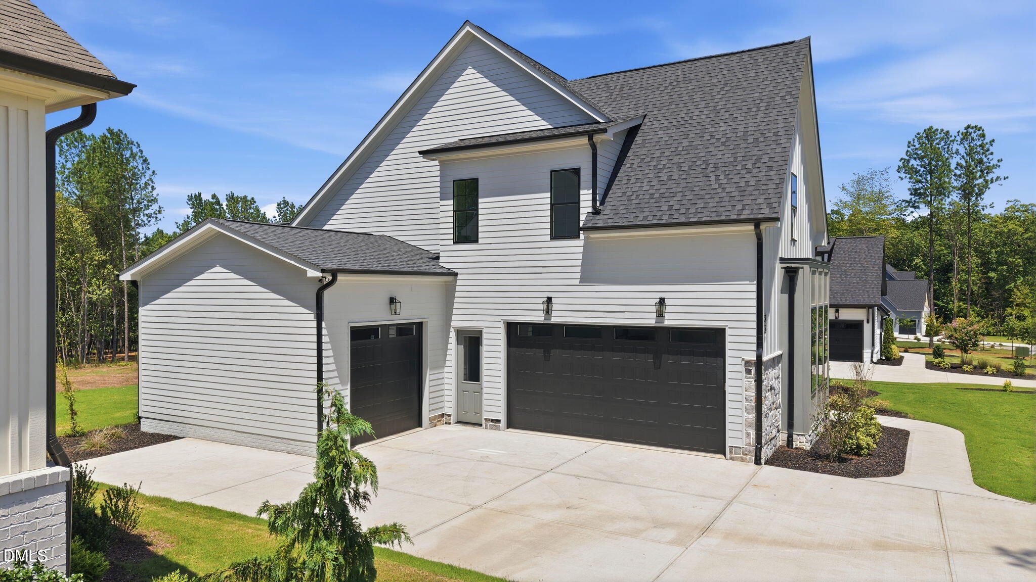 35 Chestnut Oak Drive