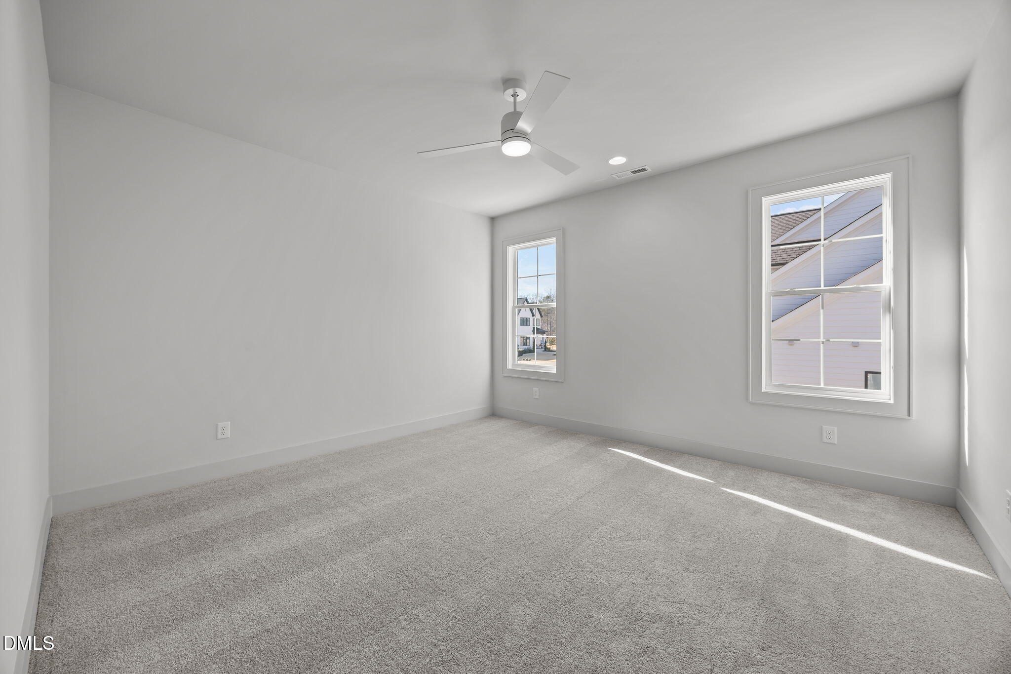 35 Chestnut Oak Drive