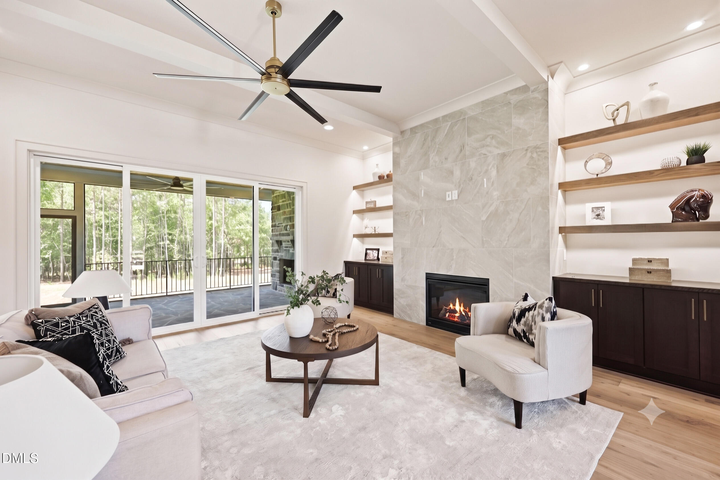 35 Chestnut Oak Drive