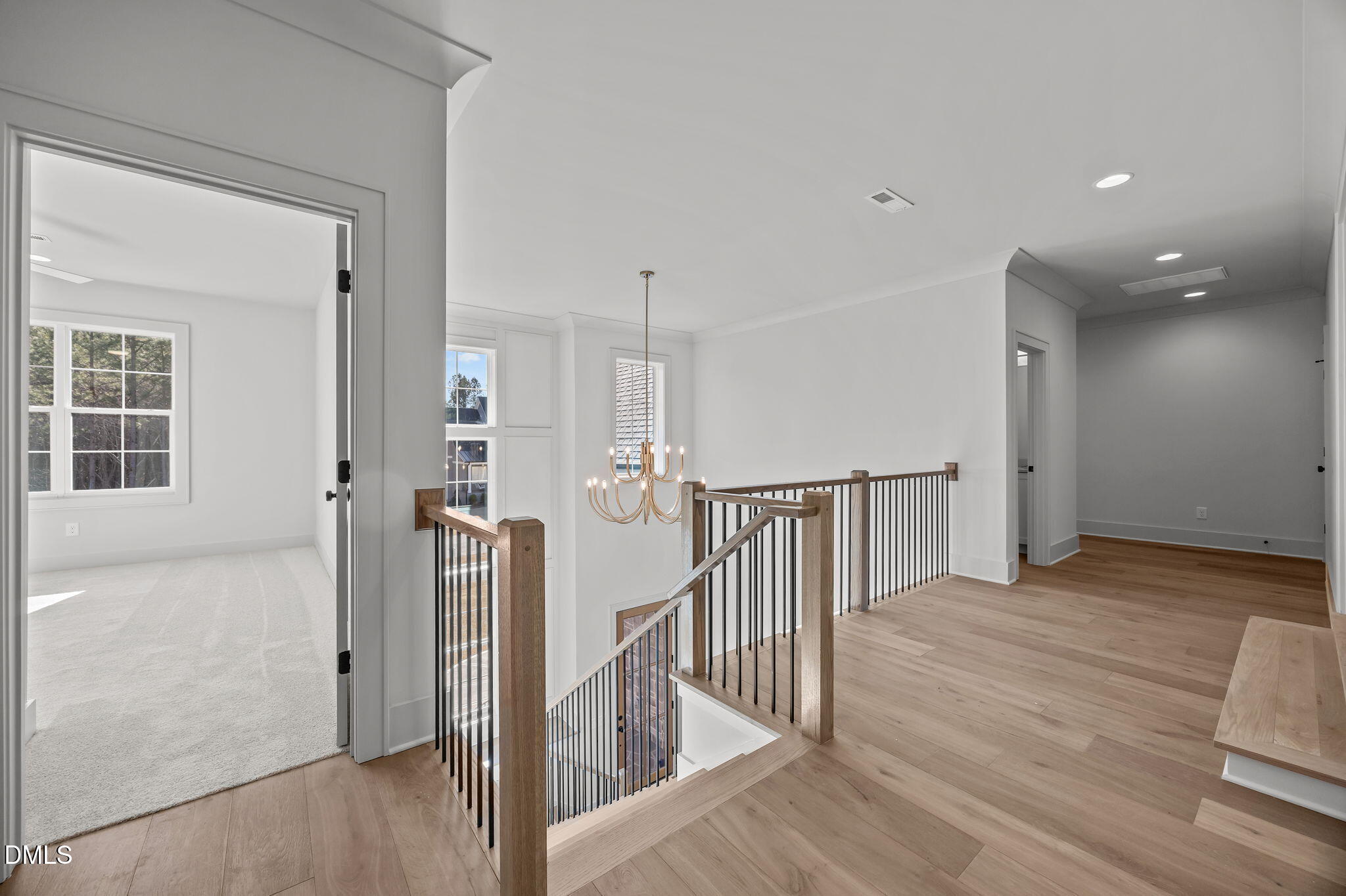 35 Chestnut Oak Drive