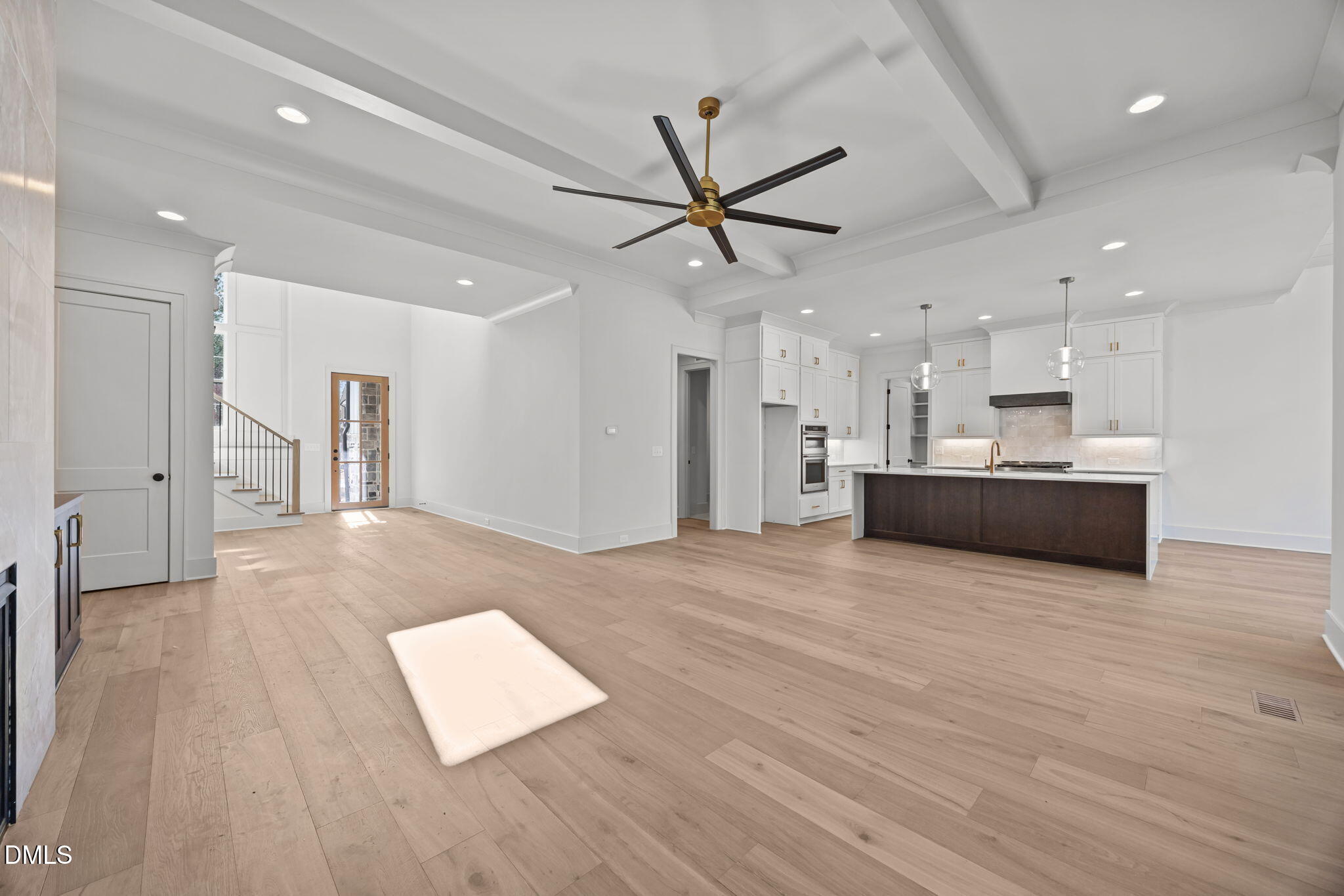35 Chestnut Oak Drive