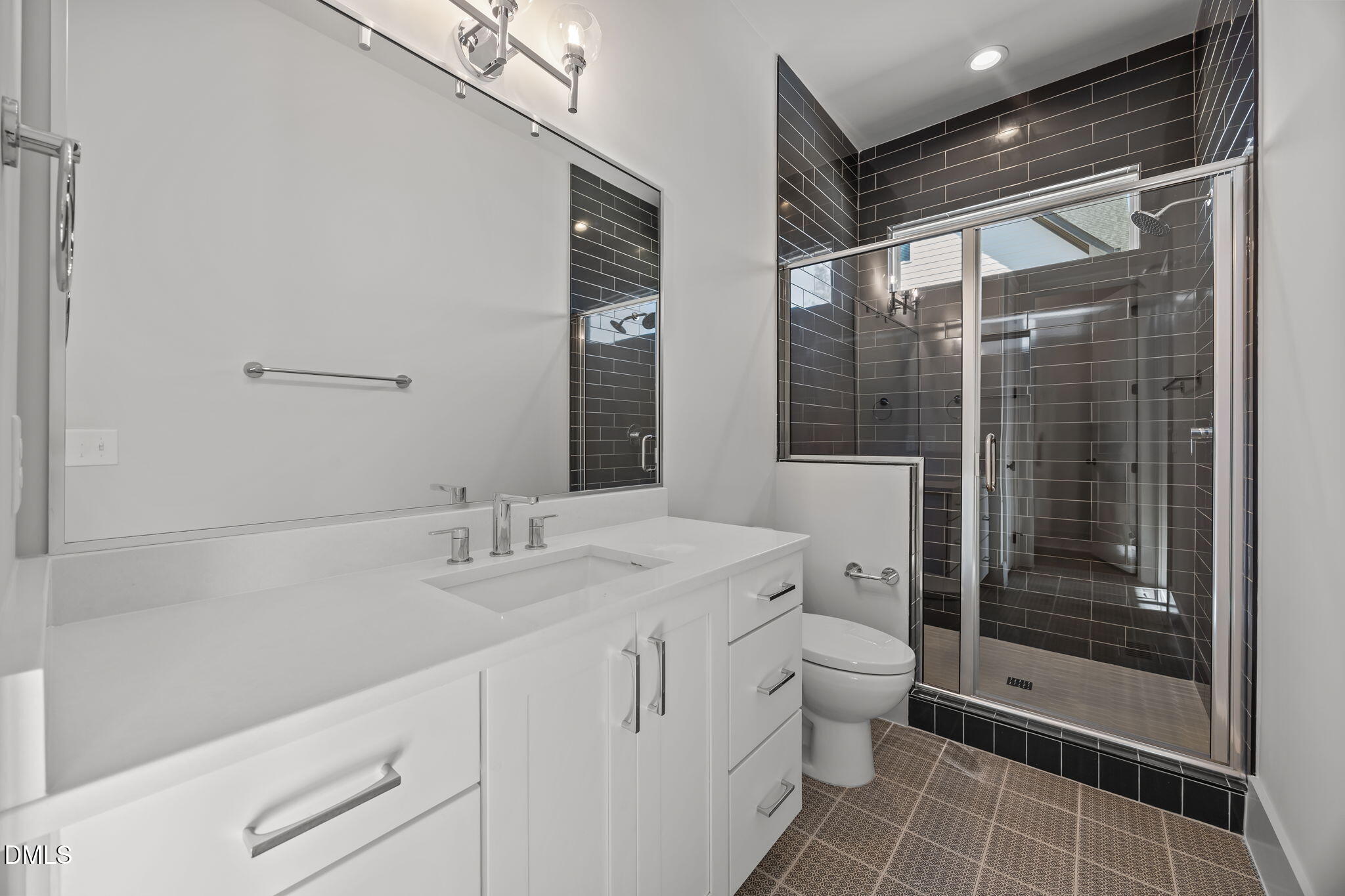 35 Chestnut Oak Drive