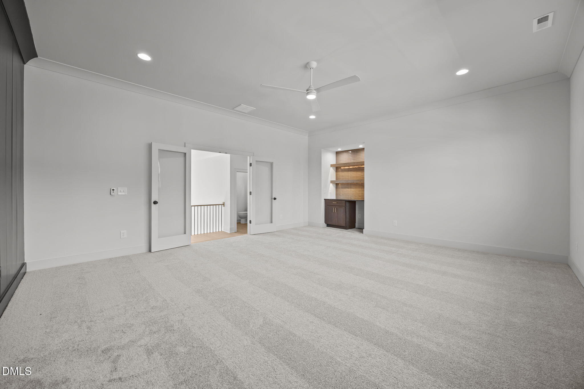 35 Chestnut Oak Drive