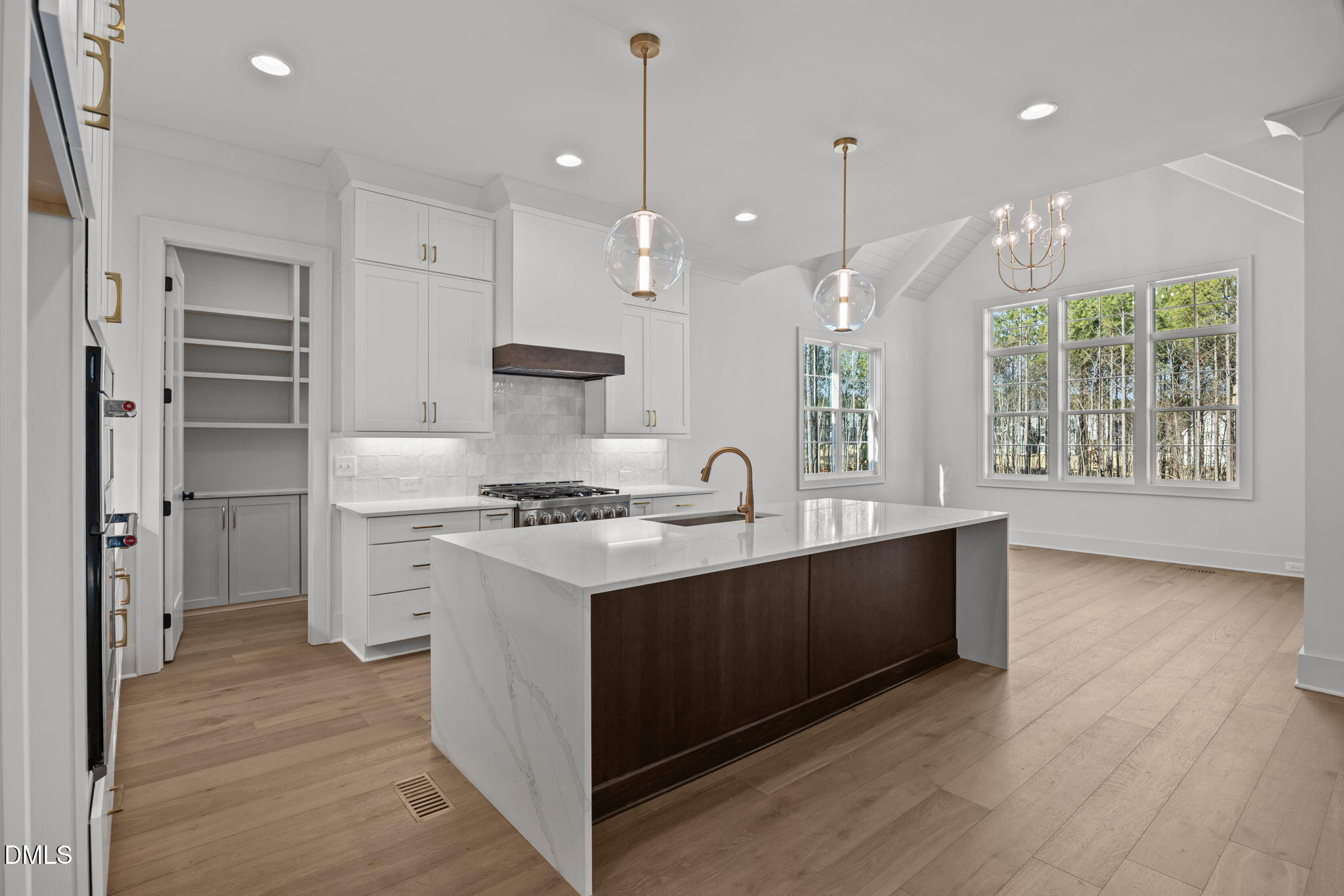 35 Chestnut Oak Drive