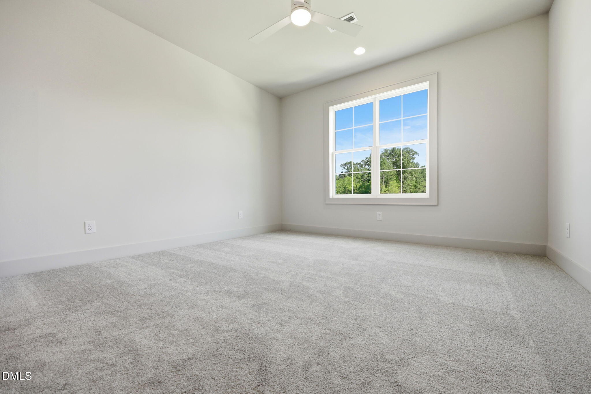 35 Chestnut Oak Drive