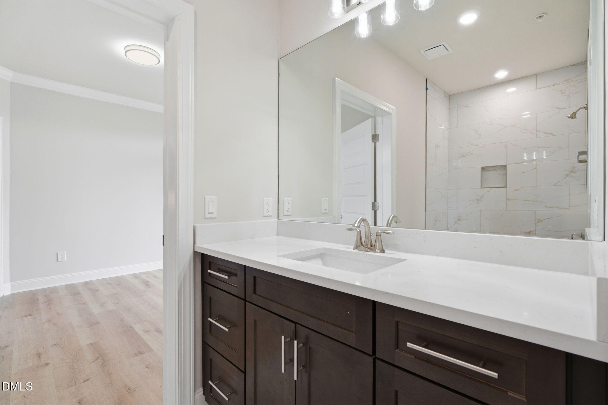 1600 Gathering Park Circle # 204