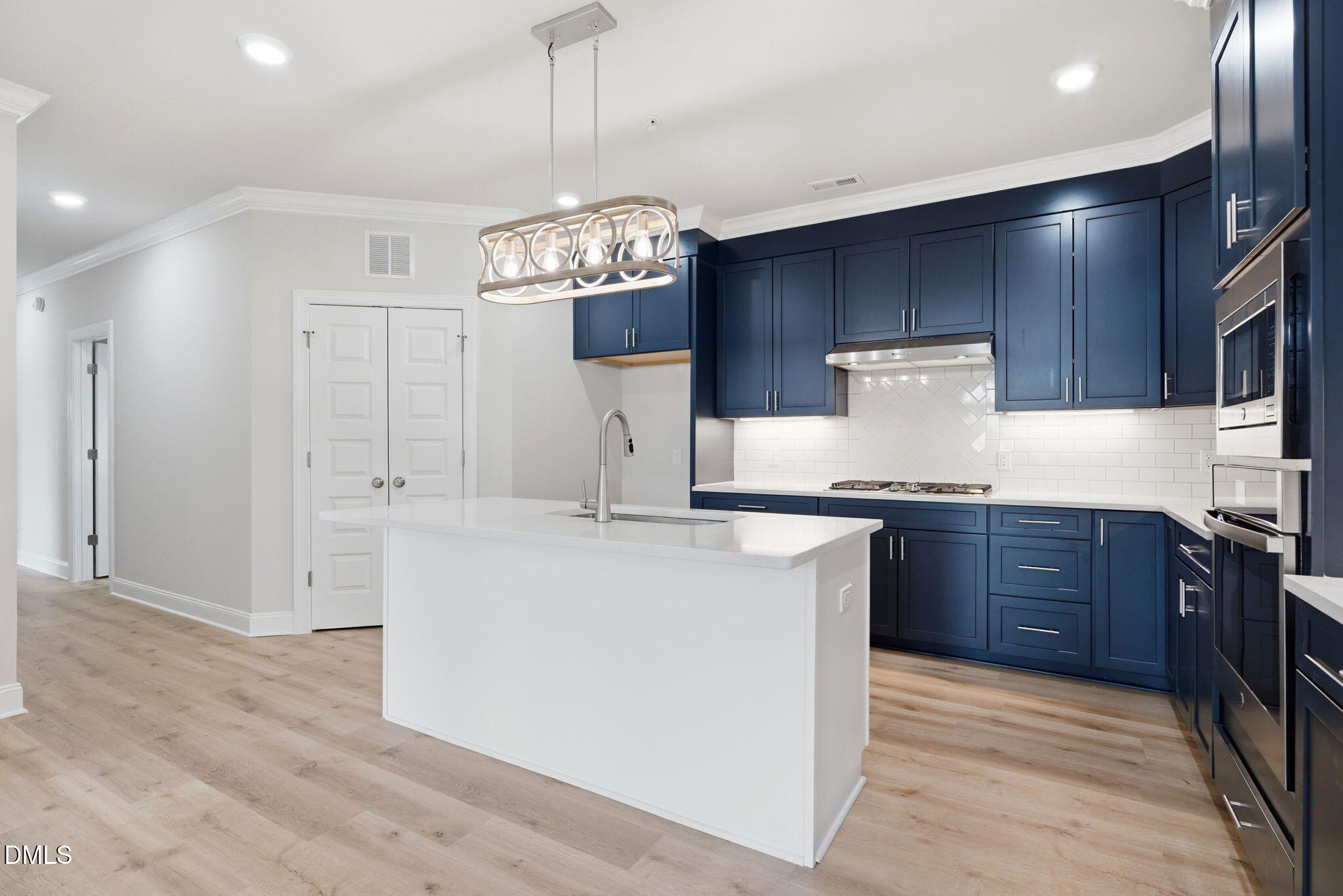 1600 Gathering Park Circle # 204