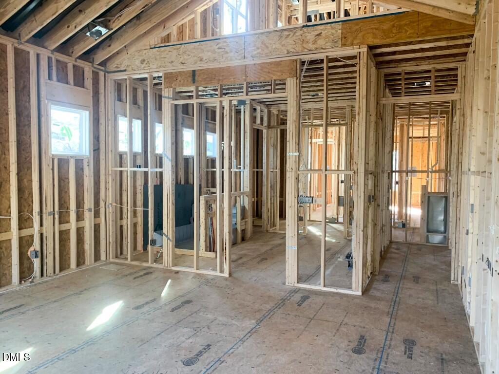 1105 Kingwood Drive