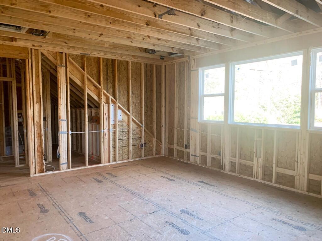 1105 Kingwood Drive