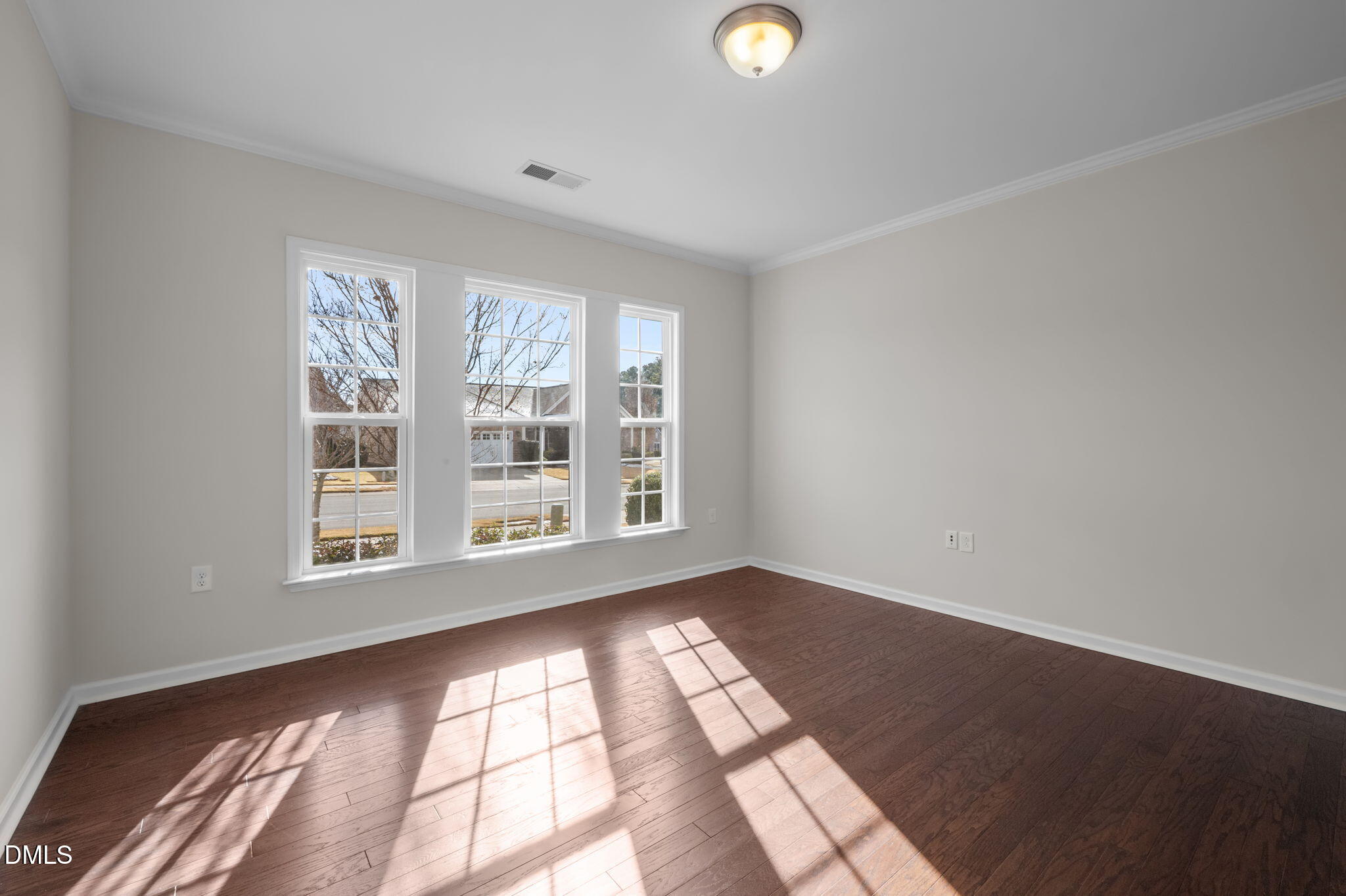 105 Tanoak Court
