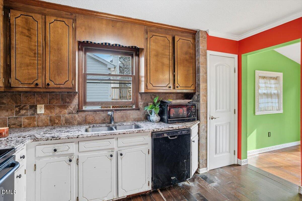 4104 Lodge Allen Court