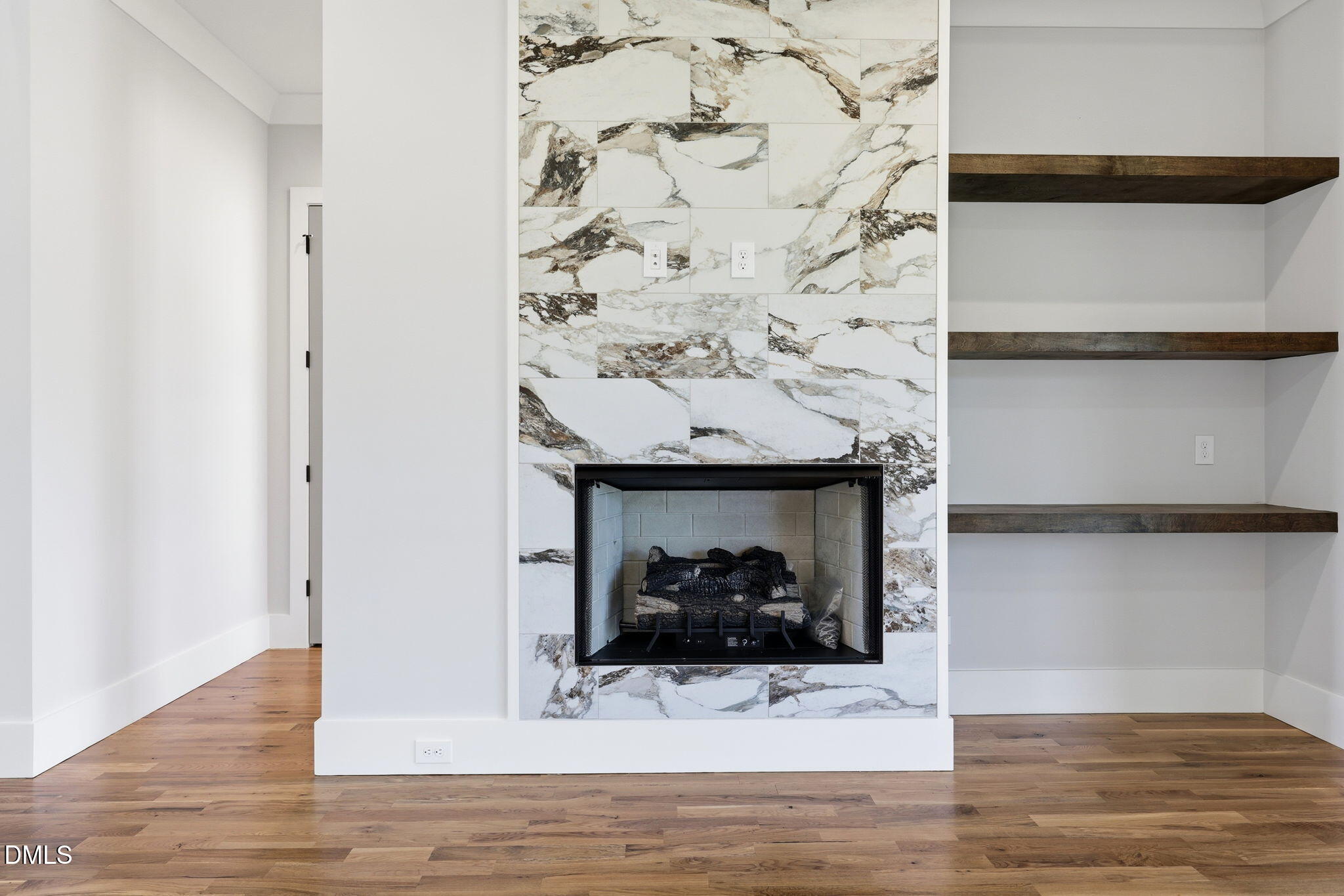 120 Broadleaf Lane