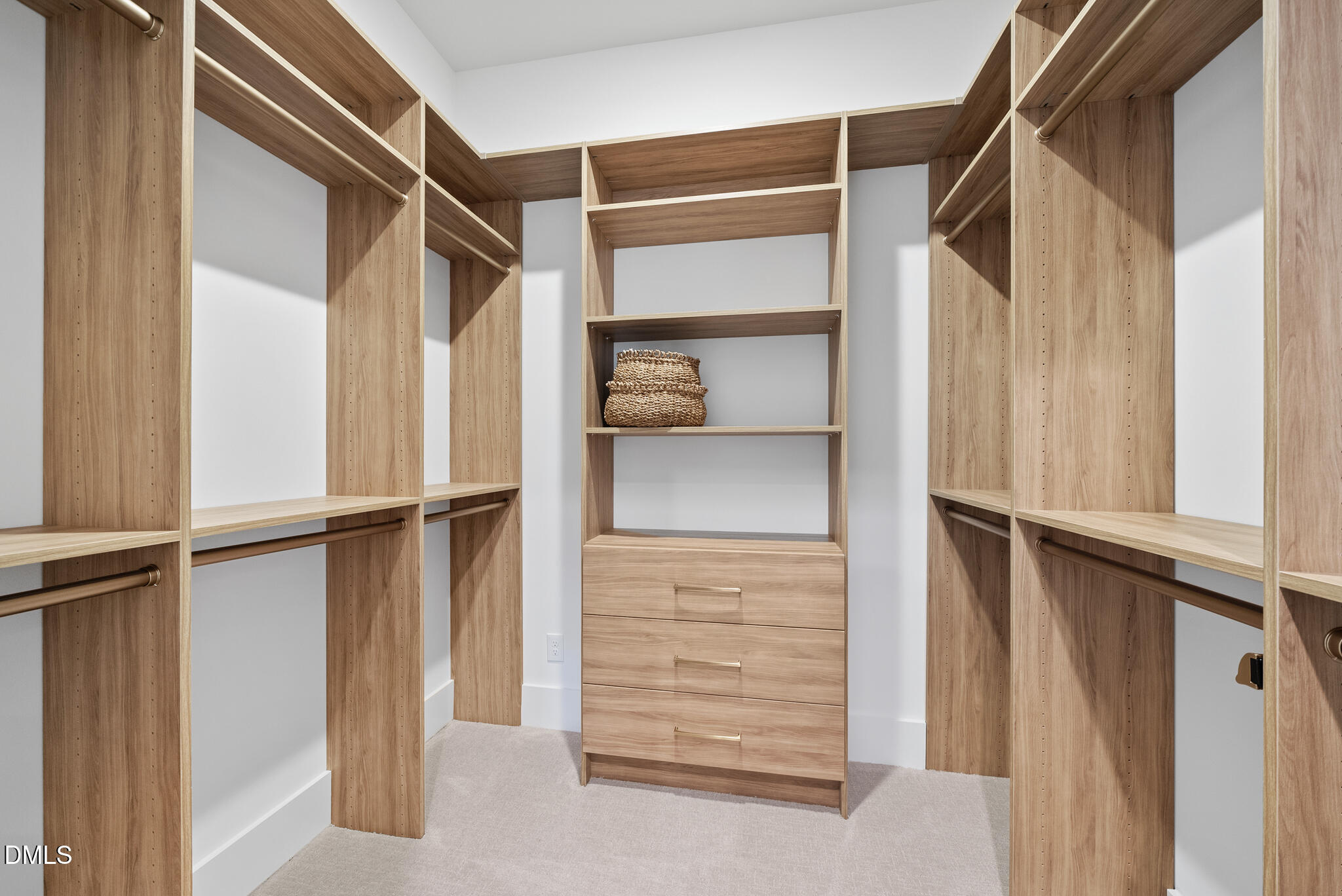 1925 Hunting Ridge Road