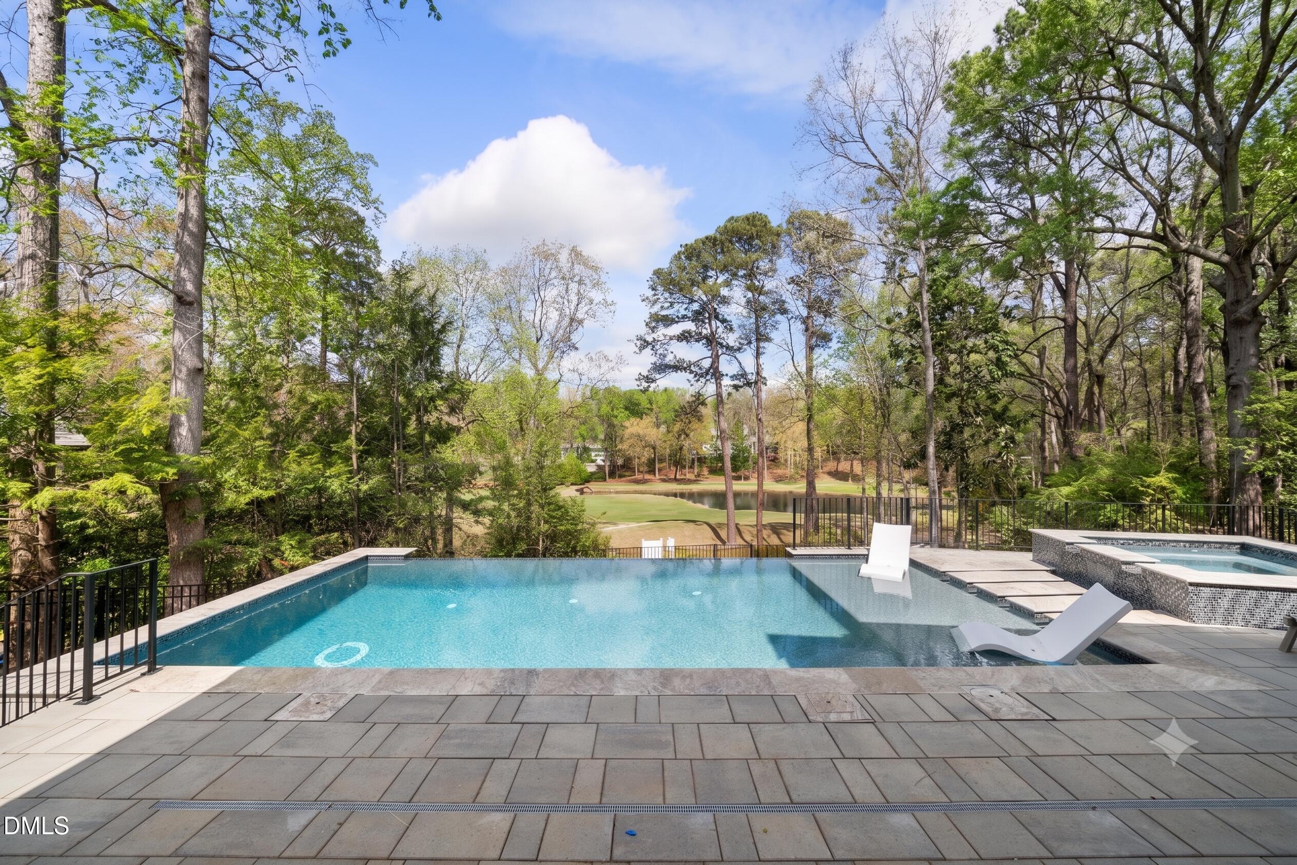 1925 Hunting Ridge Road