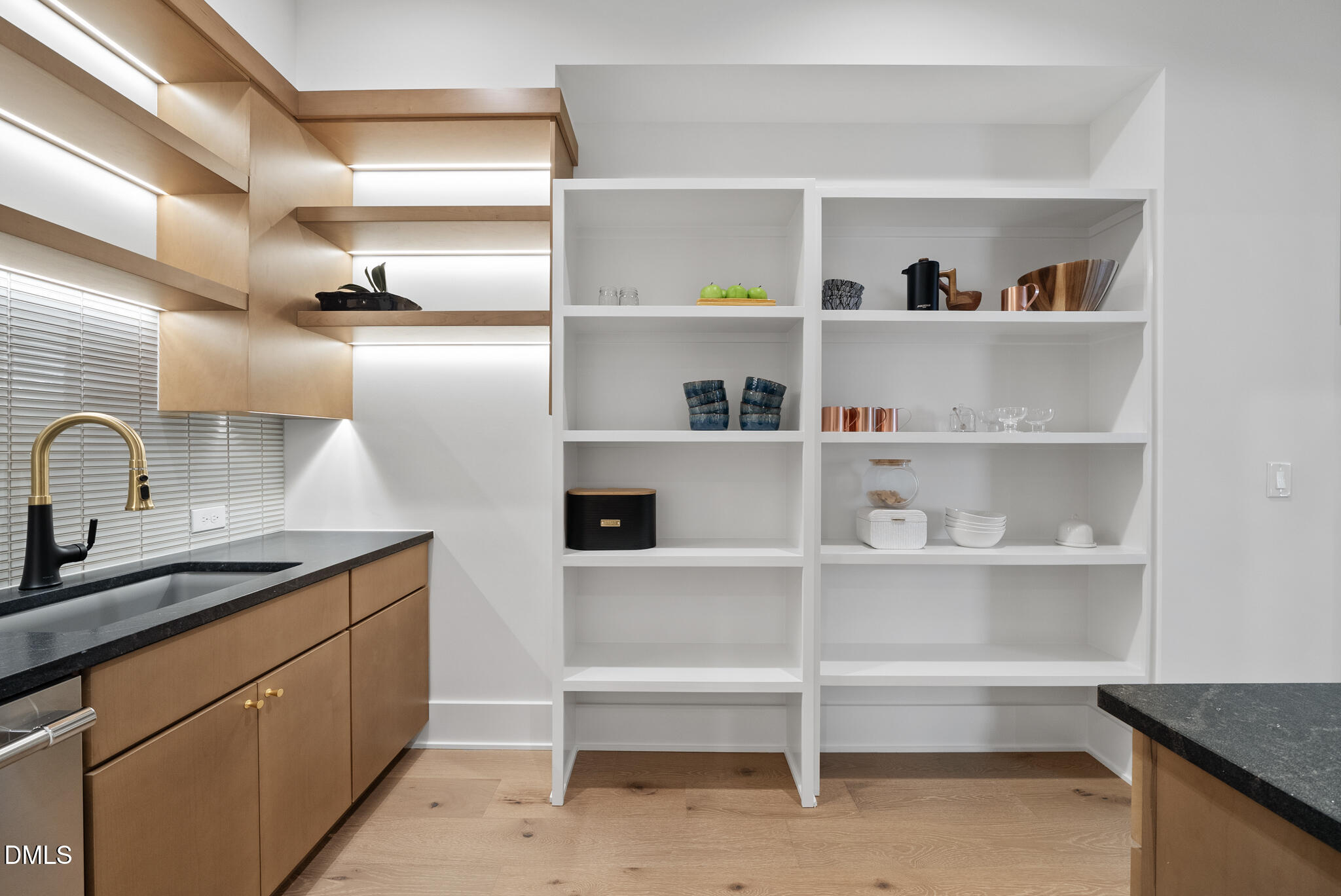 1925 Hunting Ridge Road