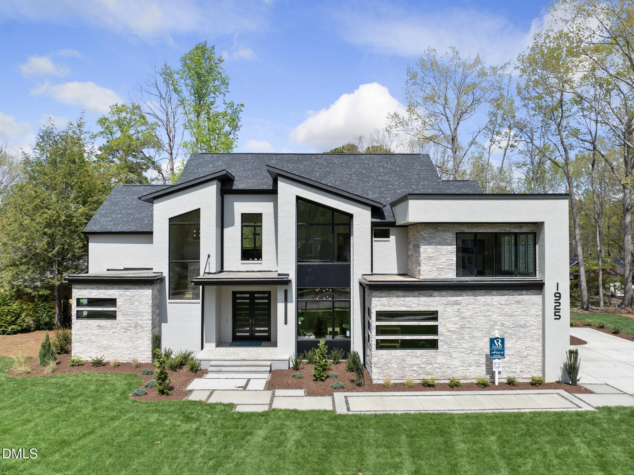 1925 Hunting Ridge Road