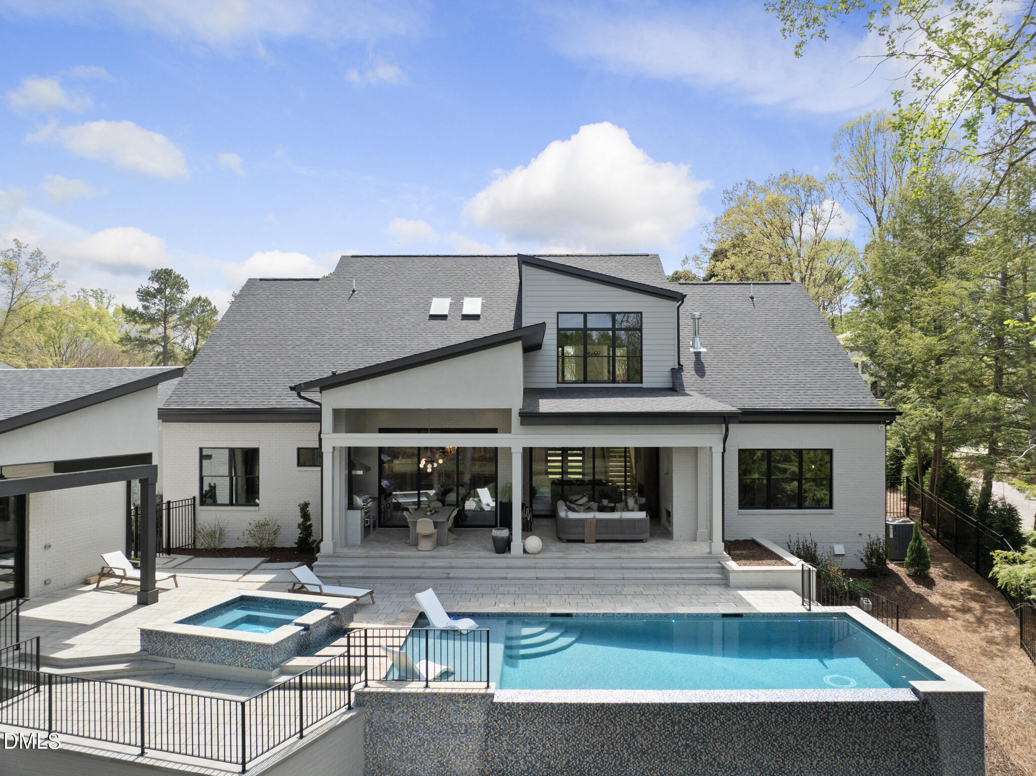 1925 Hunting Ridge Road