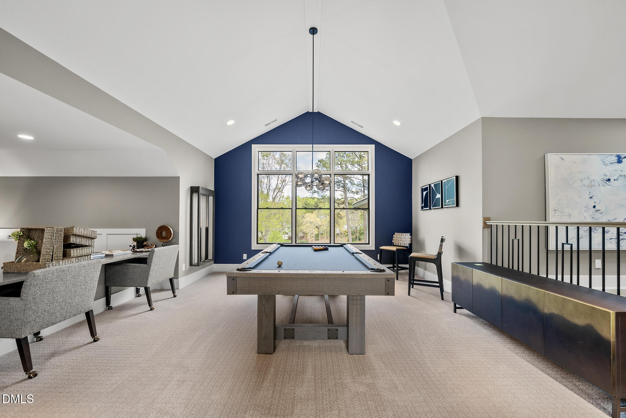 1925 Hunting Ridge Road