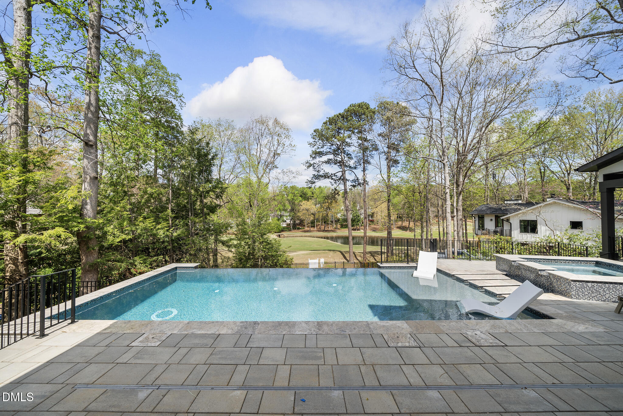 1925 Hunting Ridge Road