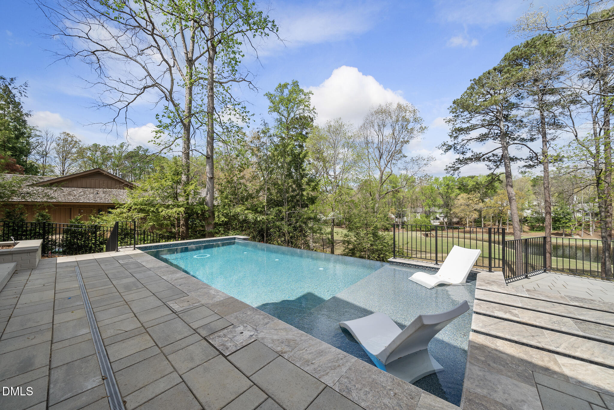 1925 Hunting Ridge Road