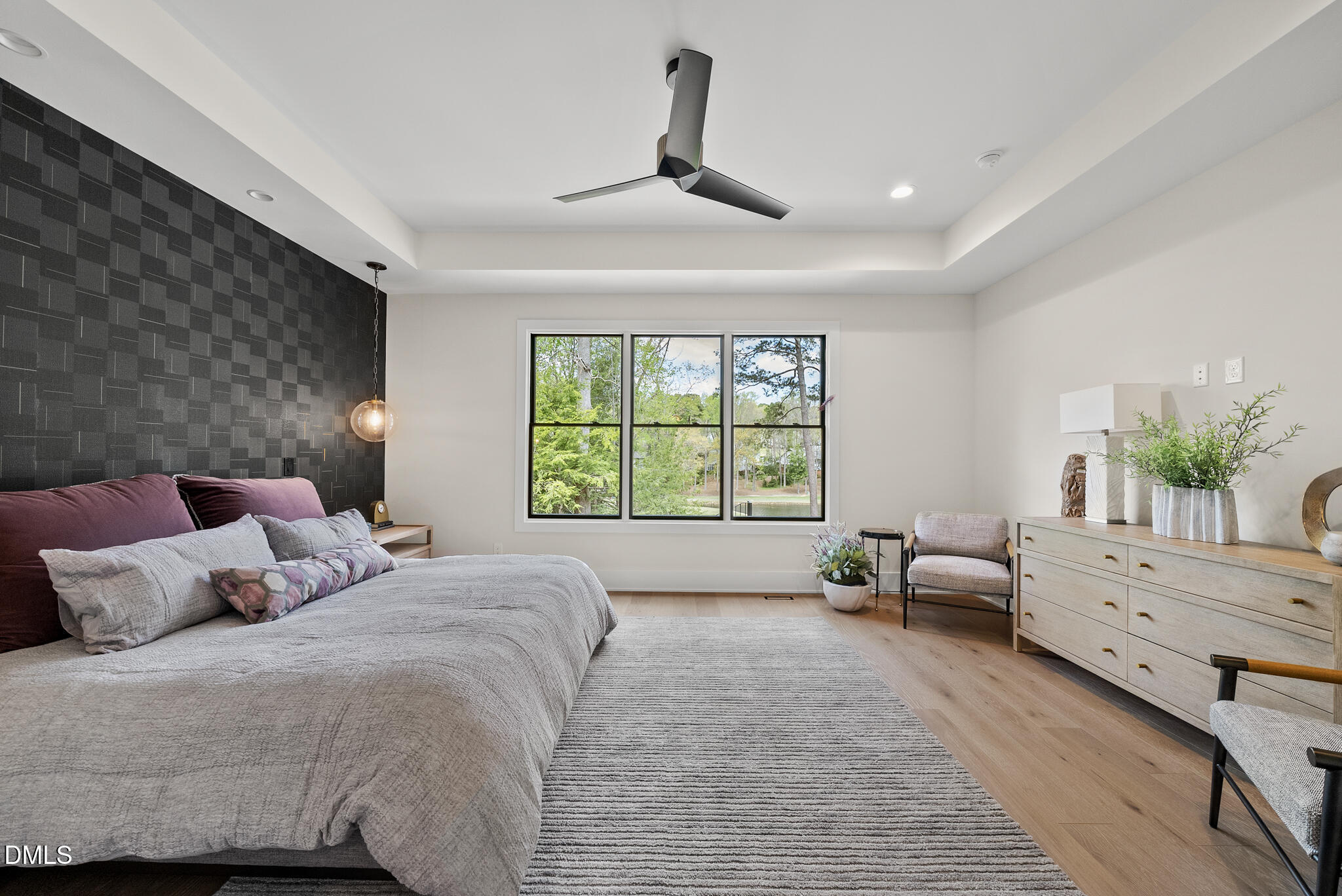 1925 Hunting Ridge Road