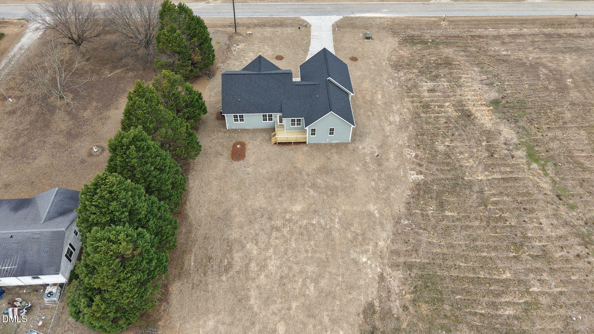 7507 Squirrel Den Road
