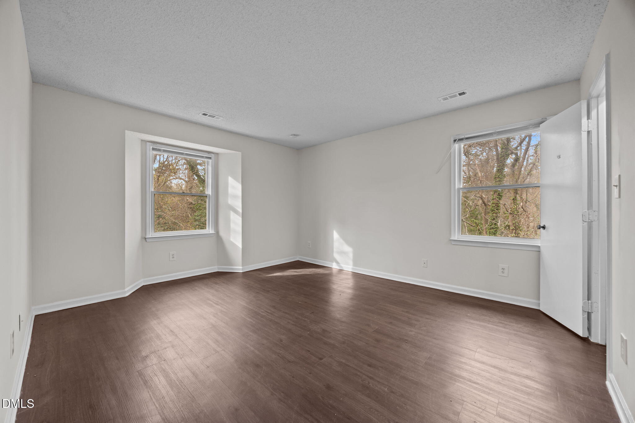 1321-302 Park Glen Drive # 8j Unit: Building 8j