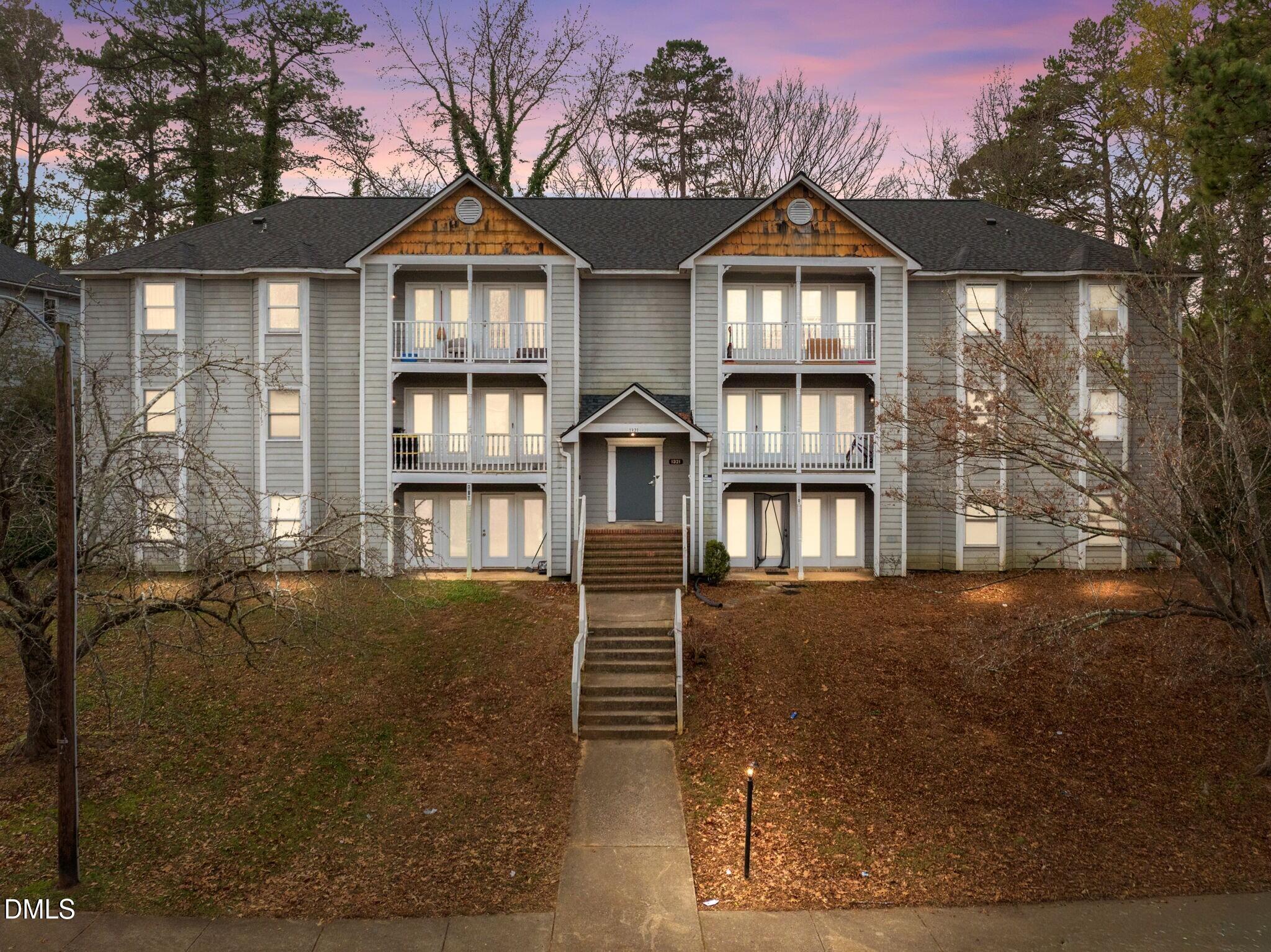 1321-302 Park Glen Drive # 8j Unit: Building 8j